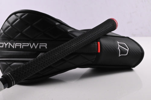 Wilson DYNAPWR Carbon 2025 Driver / 10.5 Degree / Stiff Flex UST LinQ Red 5 M40X