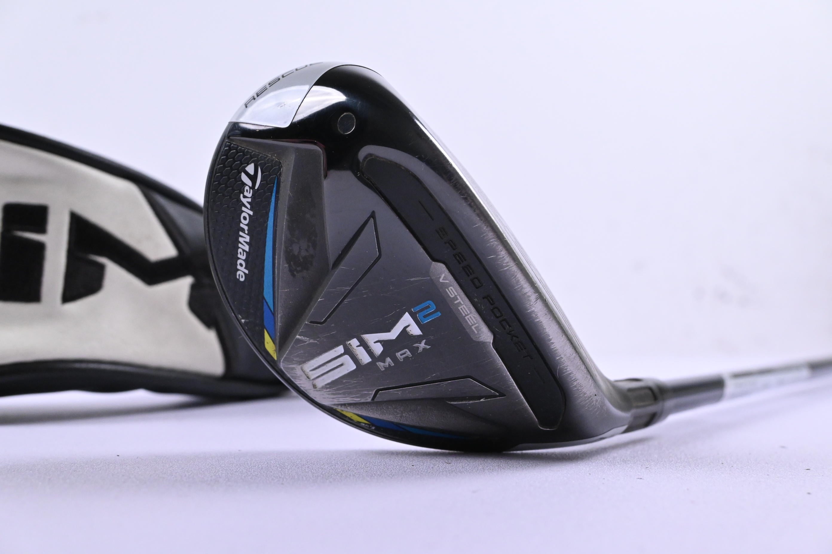 Taylormade SIM2 Max #3 Hybrid / 19 Degree / Regular Flex Fujikura Ventus Blue 6