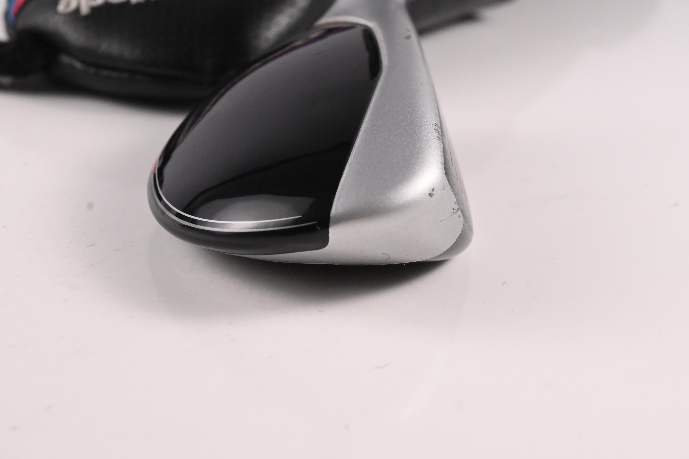 Taylormade M4 #3 Hybrid / 19 Degree / Regular Flex Fujikura Atmos Red 6 Shaft