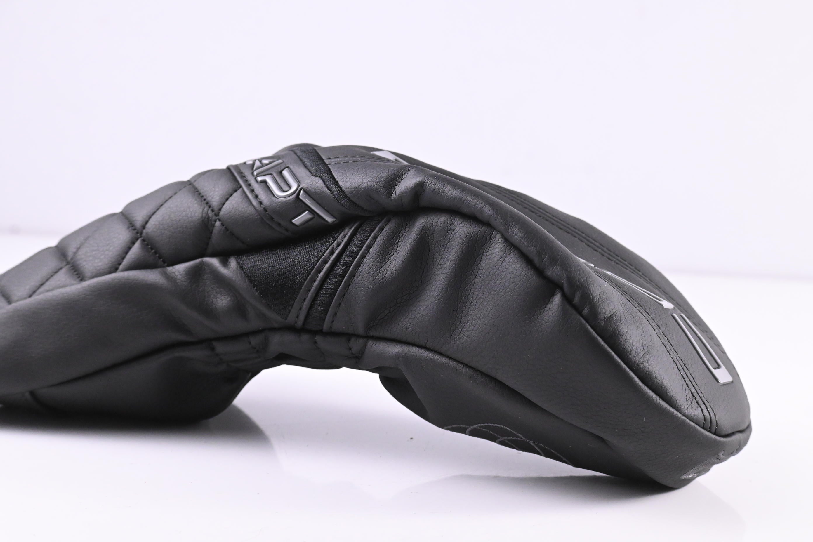 Cobra DS-Adapt LS Driver / 9 Degree / X-Flex Denali Black 60 Shaft