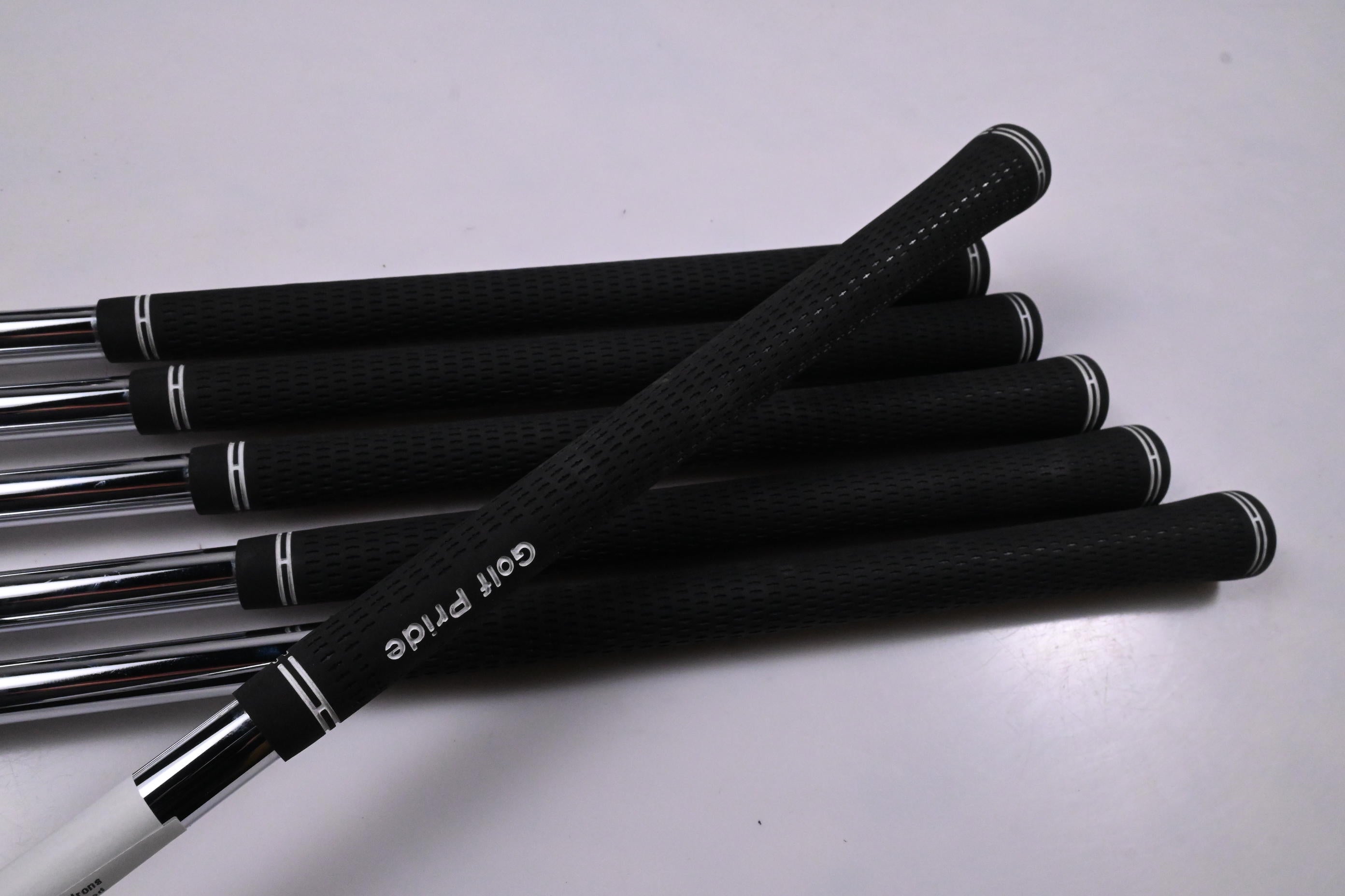 Callaway Apex Ai200 Irons / 5-PW / Stiff Flex Project X Shafts