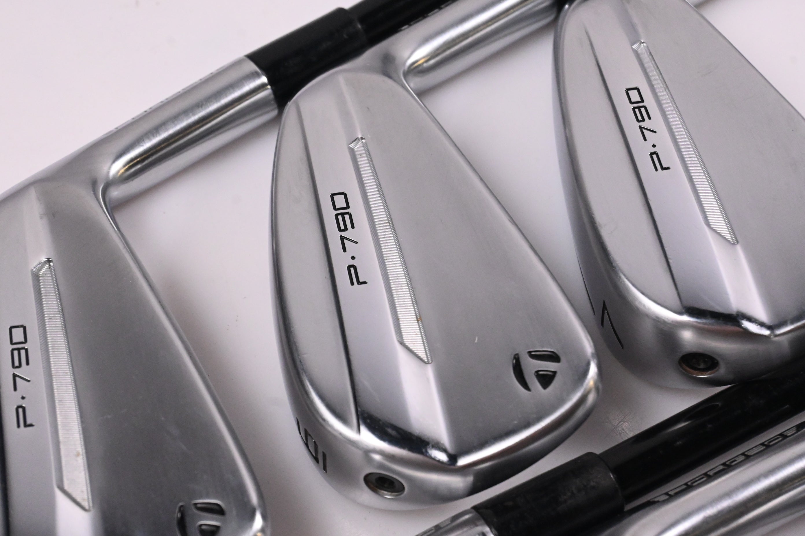 Taylormade P790 2025 Irons / 5-PW / Stiff Flex MMT 75 Shafts
