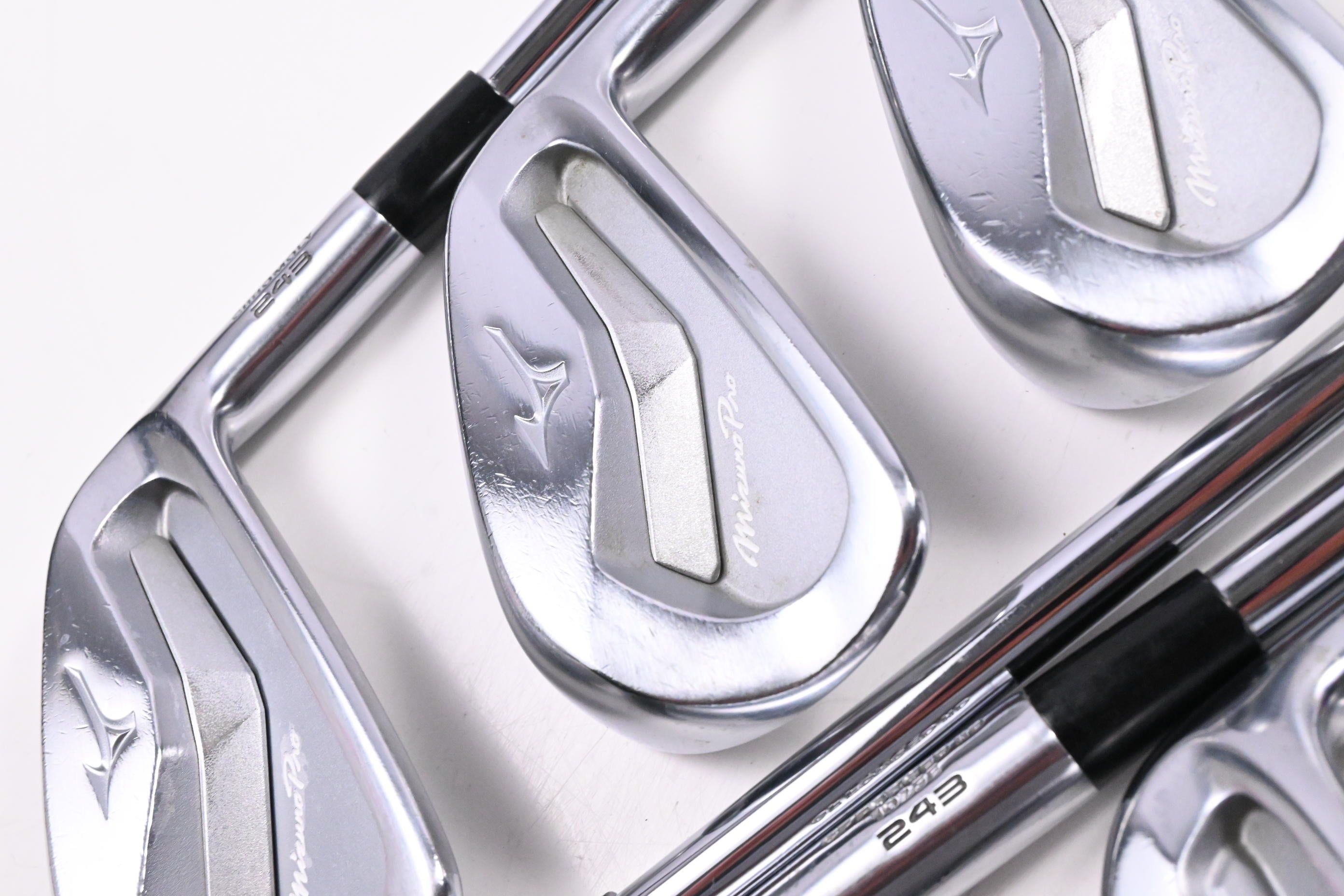 Mizuno Pro 243  / 4-PW / Stiff Flex Dynamic Gold Mid 115 S300 Shafts