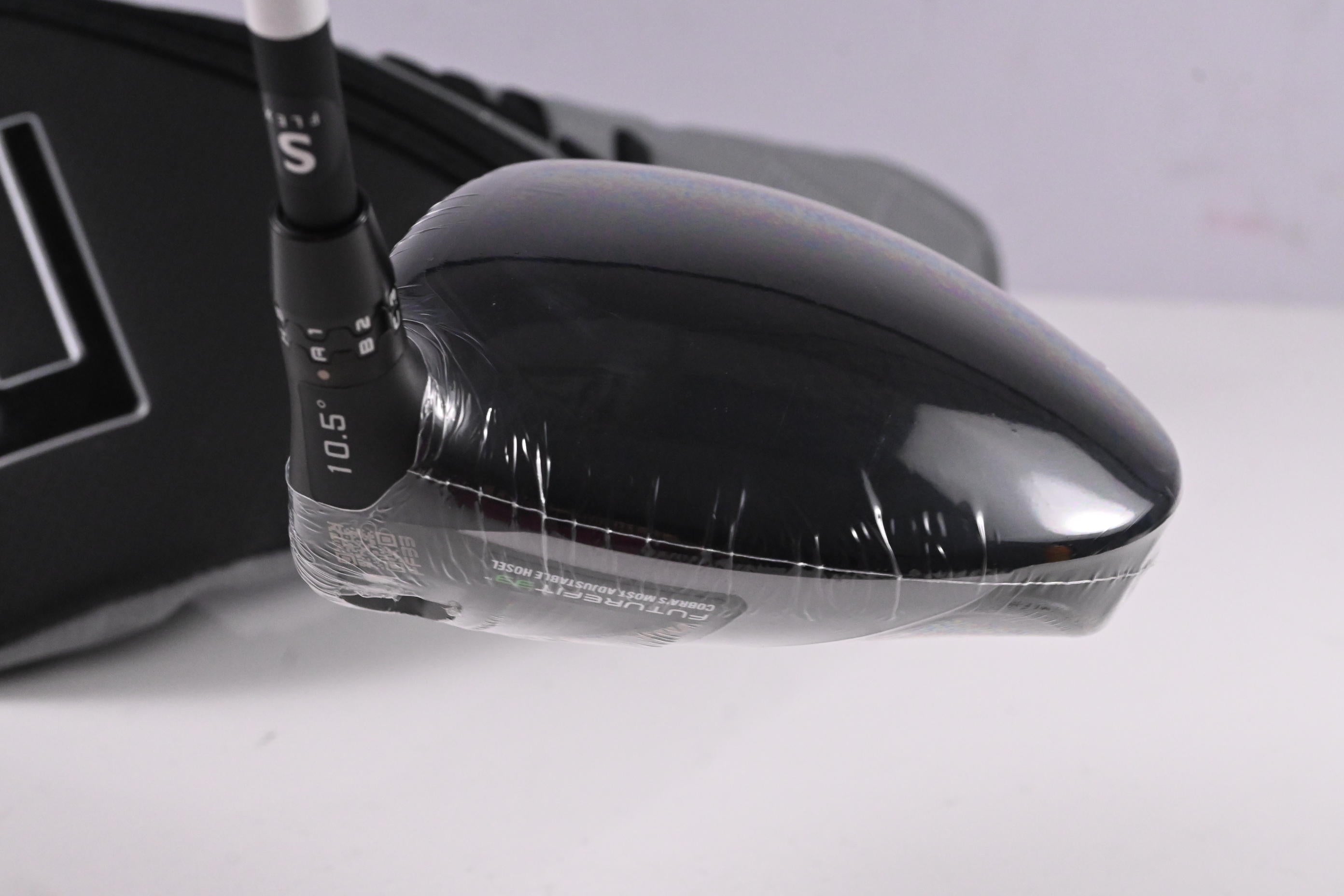 Cobra OPTM MAX-K Driver / 10.5 Degree / Stiff Flex Kai`li Dark Waves Red 50 Shaft