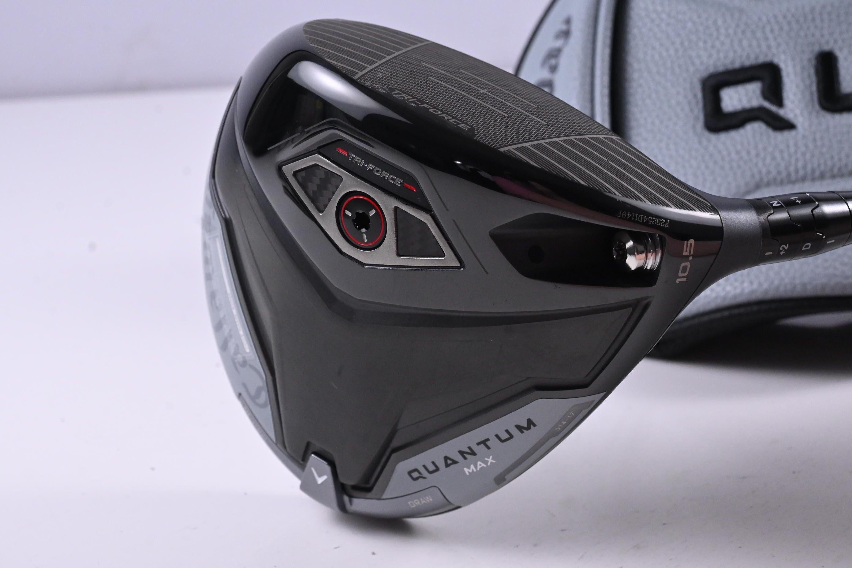Callaway Quantum Max Driver / 10.5 Degree / Regular Flex Denali Frost Silver 50