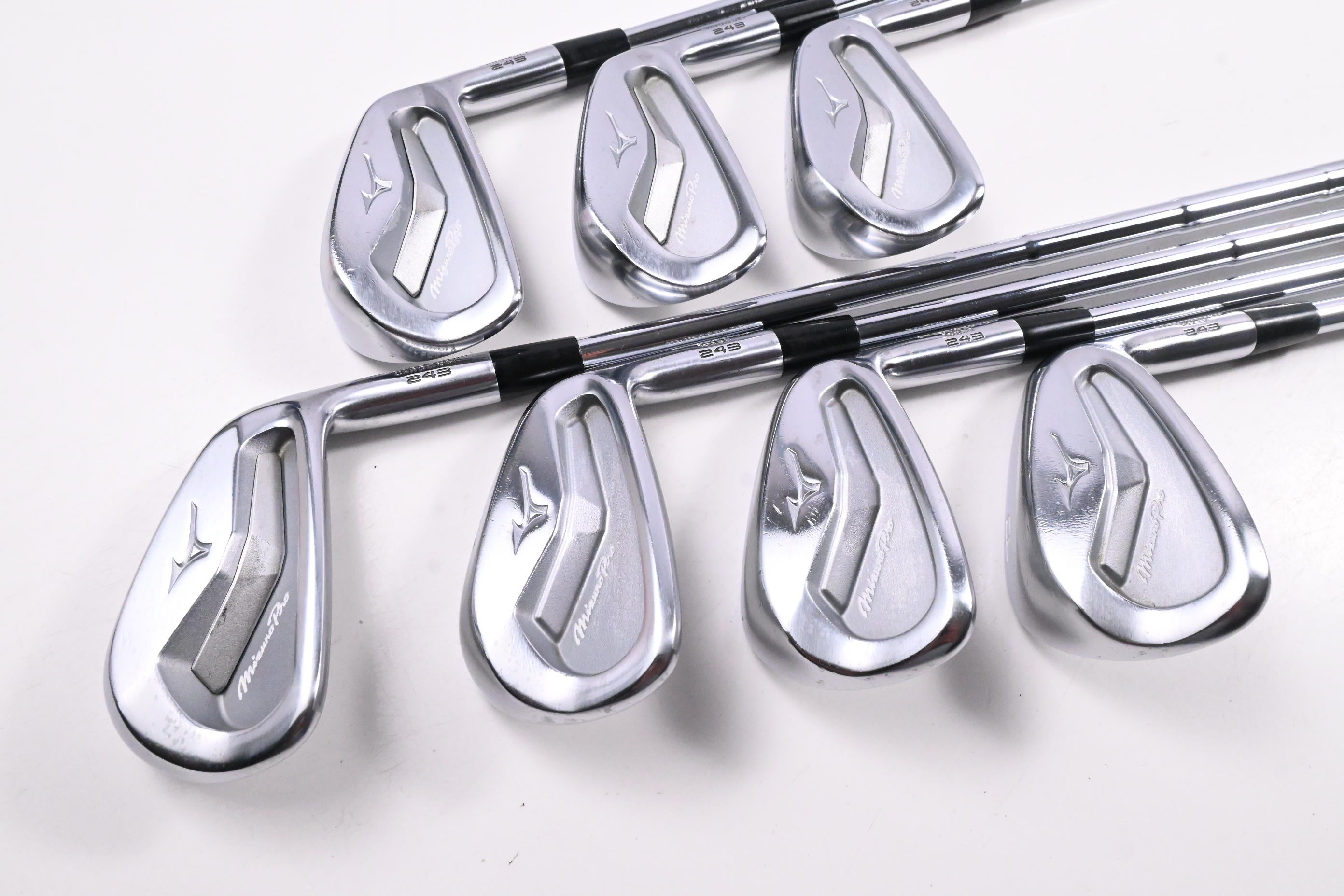 Mizuno Pro 243  / 4-PW / Stiff Flex Dynamic Gold Mid 115 S300 Shafts