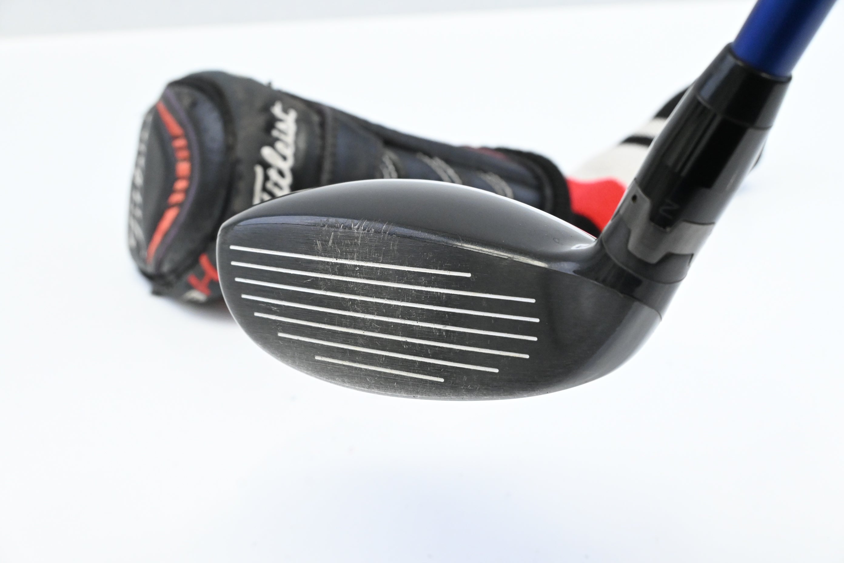 Titleist 913H #3 Hybrid / 19 Degree / Stiff Flex Diamana S+ 82 Shaft