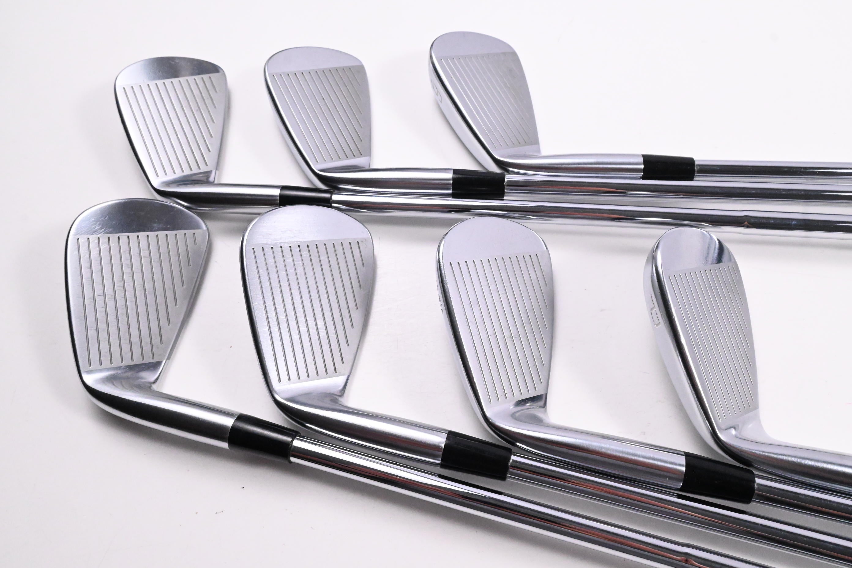 Mizuno Pro 243  / 4-PW / Stiff Flex Dynamic Gold Mid 115 S300 Shafts