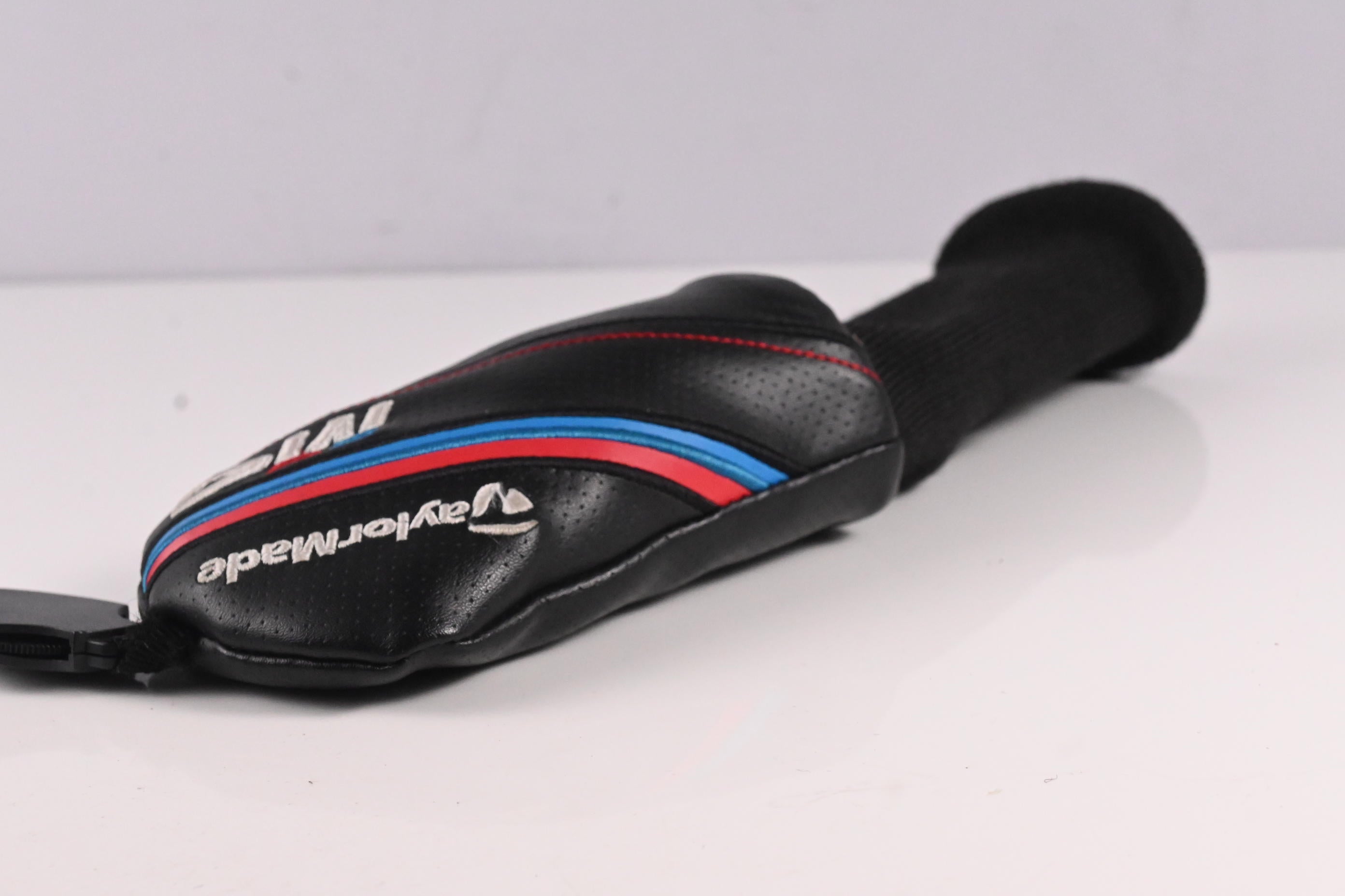 Taylormade M4 #3 Hybrid / 19 Degree / Regular Flex Fujikura Atmos Red 6 Shaft