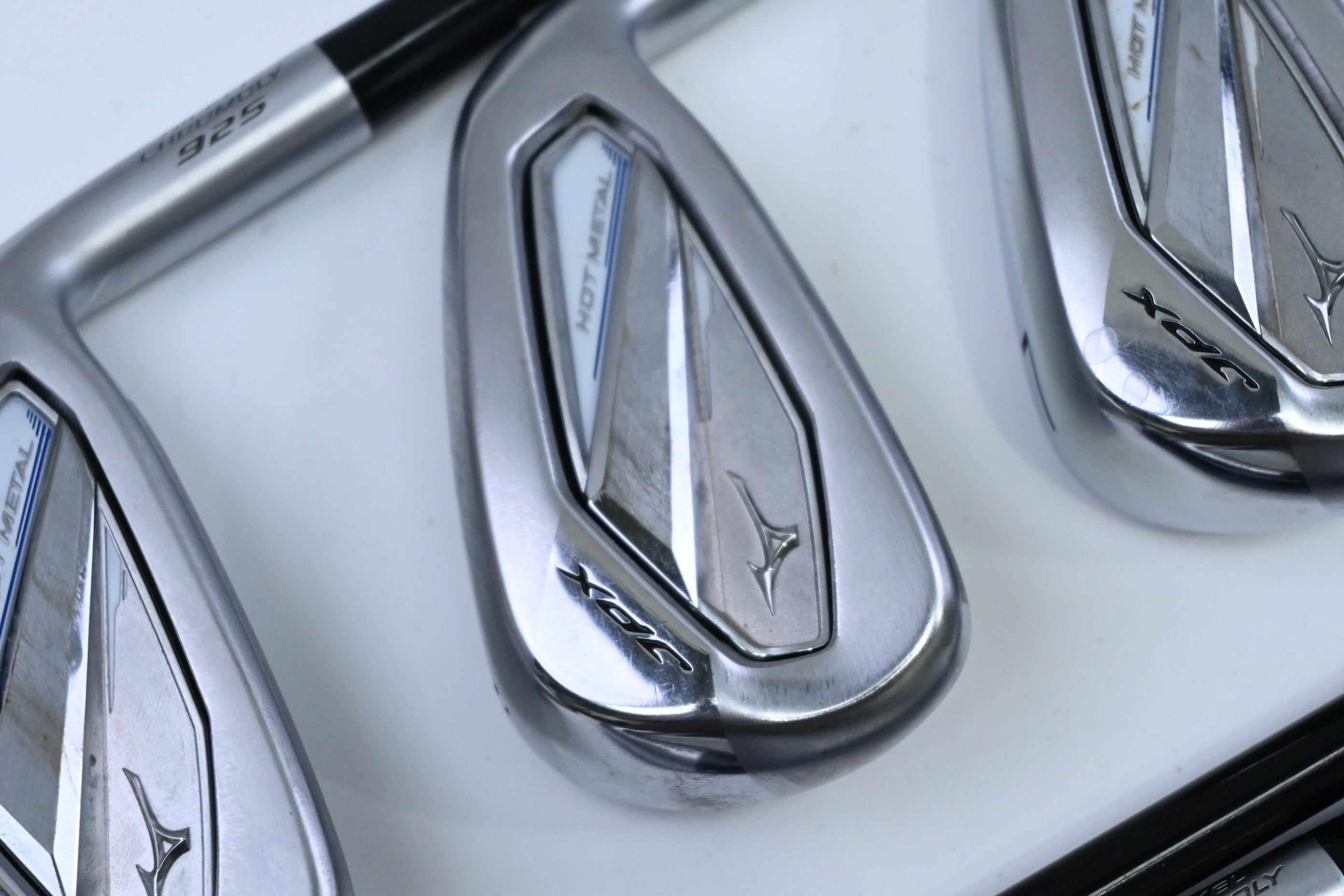Mizuno JPX 925 Hot Metal Irons / 5-PW / Regular Flex MMT 304-SS