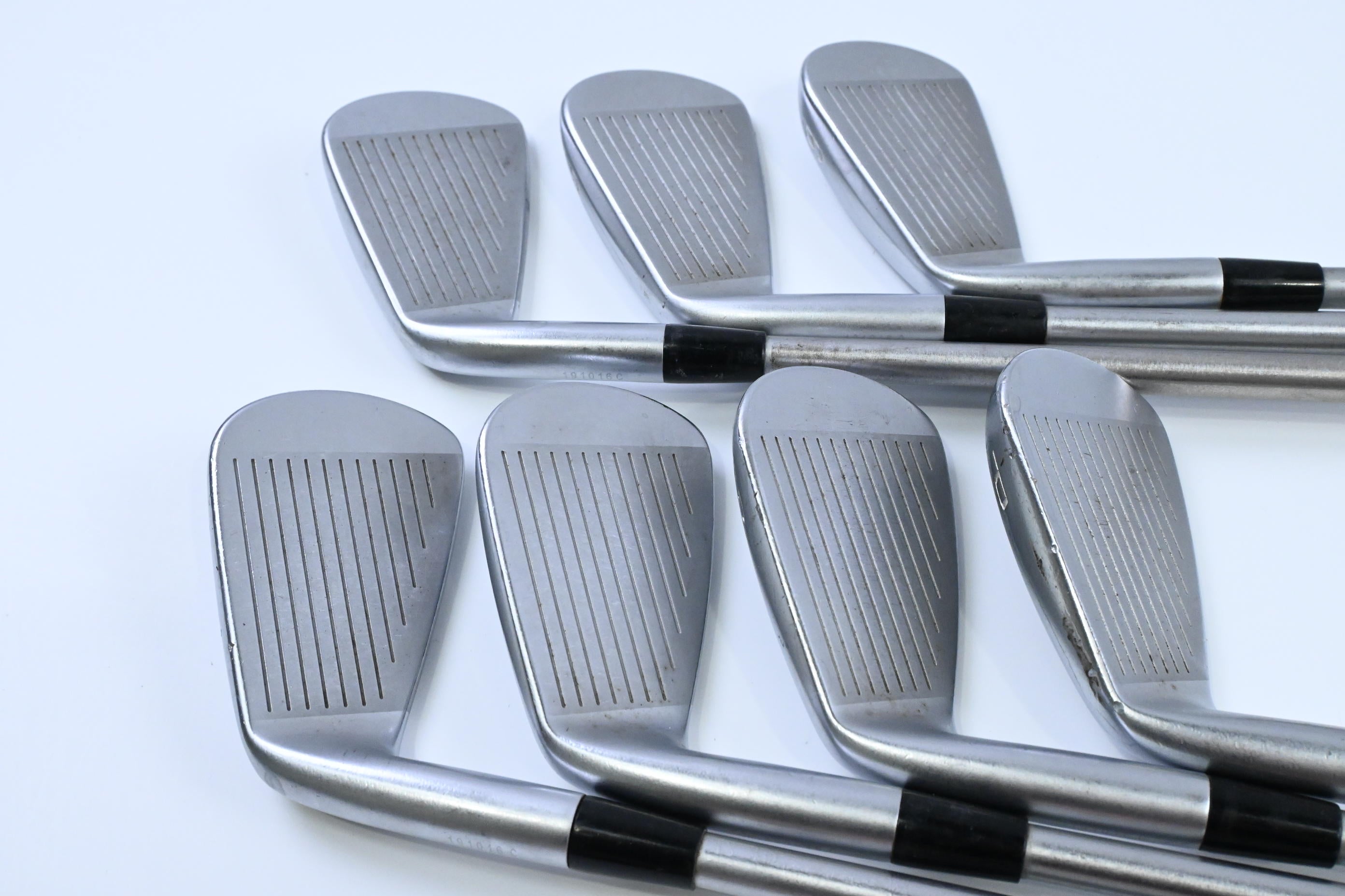 Mizuno JPX 900 Forged Irons / 4-PW / X-Flex KBS Tour C-Taper 130 Shafts