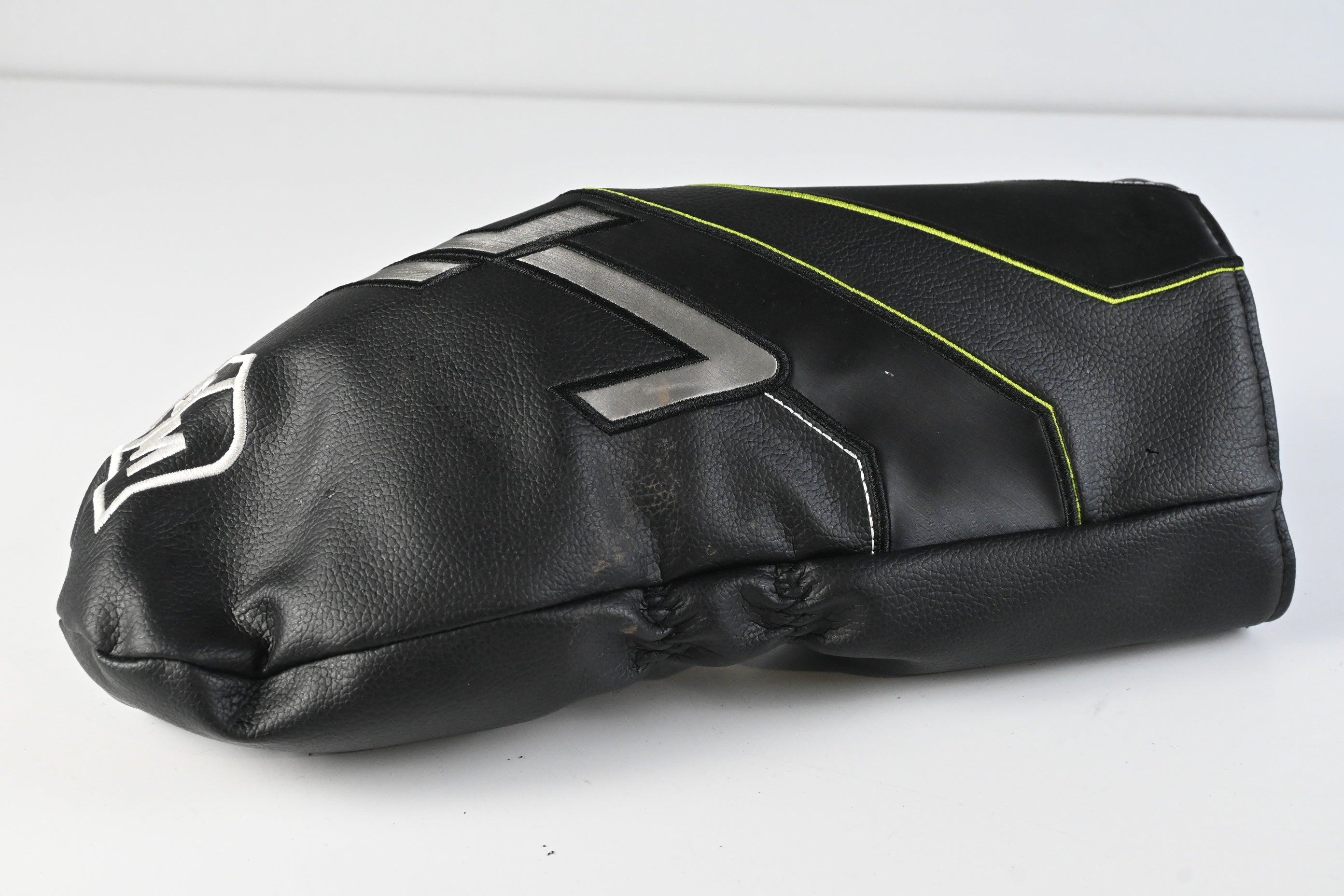 Wilson Launch Pad 2022 Driver / 10.5 Degree / Regular Flex EvenFlow Green 55