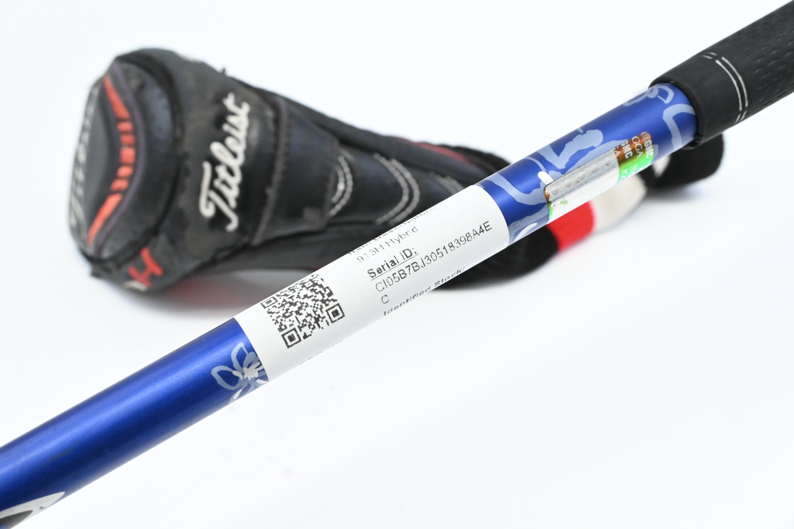 Titleist 913H #3 Hybrid / 19 Degree / Stiff Flex Diamana S+ 82 Shaft