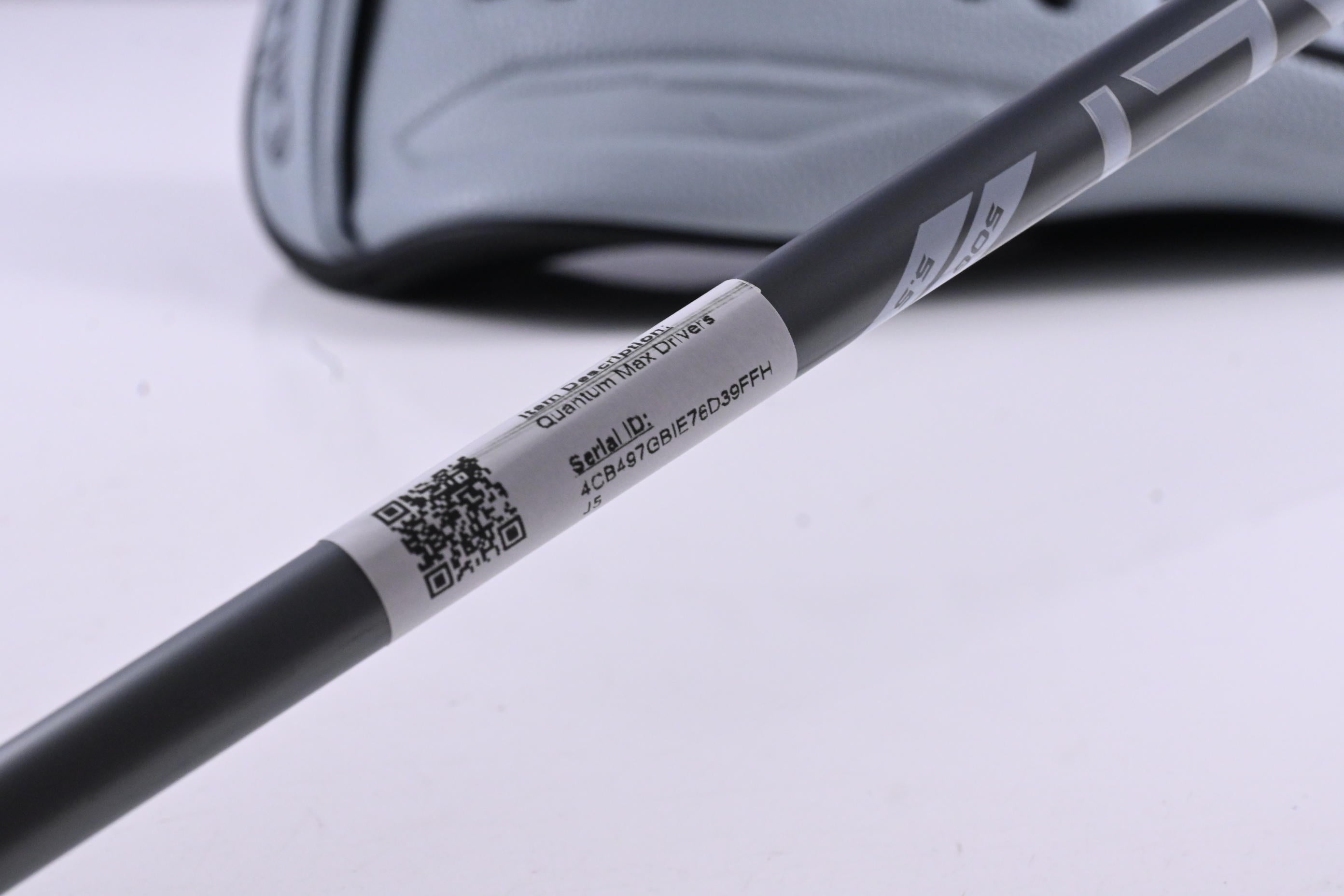 Callaway Quantum Max Driver / 10.5 Degree / Regular Flex Denali Frost Silver 50