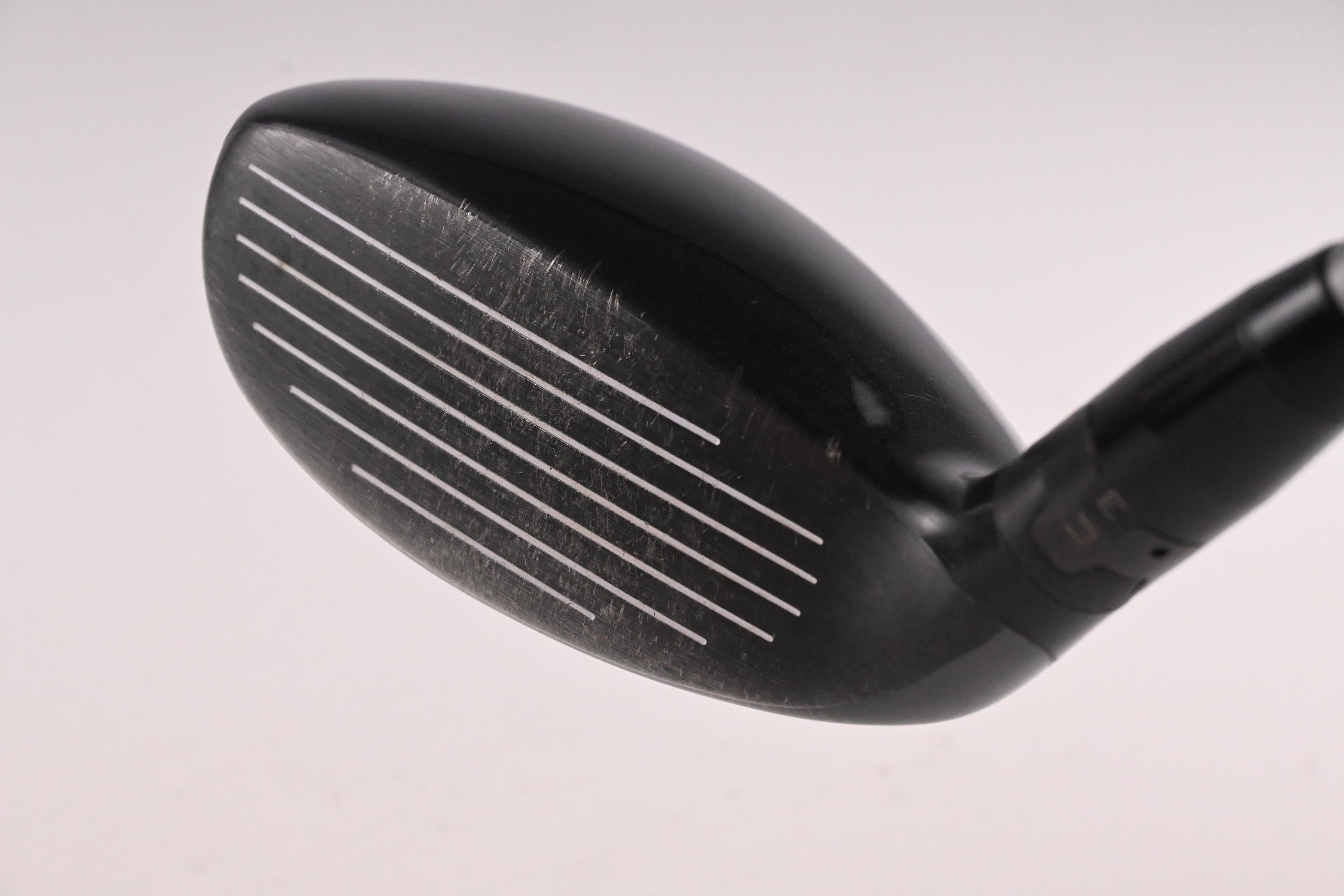 Titleist 913H #3 Hybrid / 19 Degree / Stiff Flex Diamana M+ Red 60 Shaft
