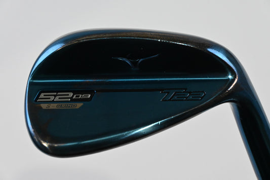 Mizuno T22 Gap Wedge / 52 Degree / Wedge Flex Dynamic Gold Shaft