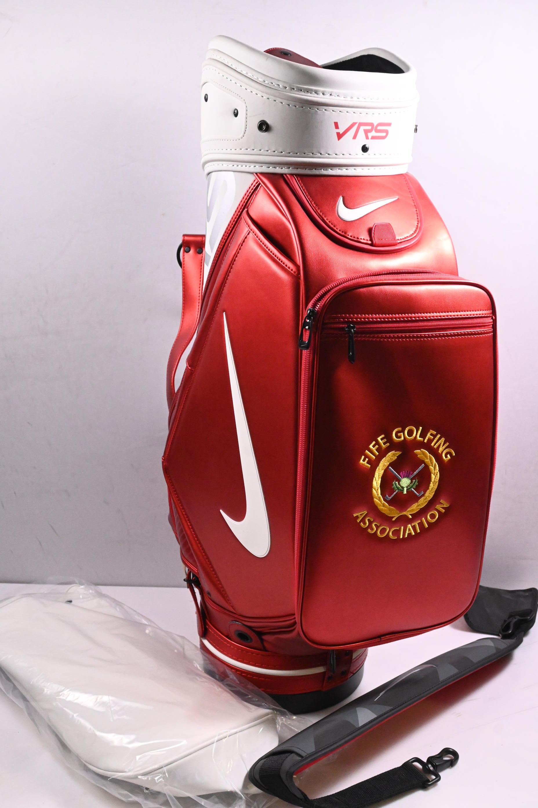 Nike VR_S II Staff Tour Bag / 6-Way Divider / Red, White