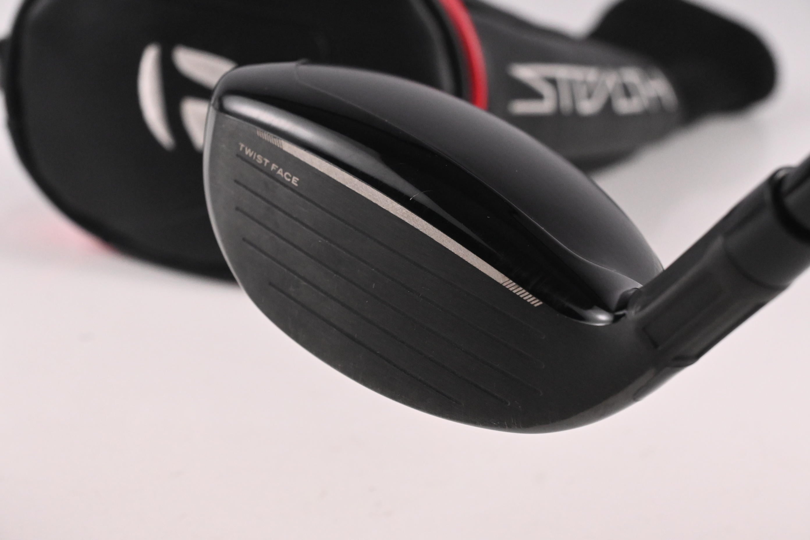 Taylormade Stealth #3 Hybrid / 19 Degree / Stiff Flex Ventus Red 7 Shaft