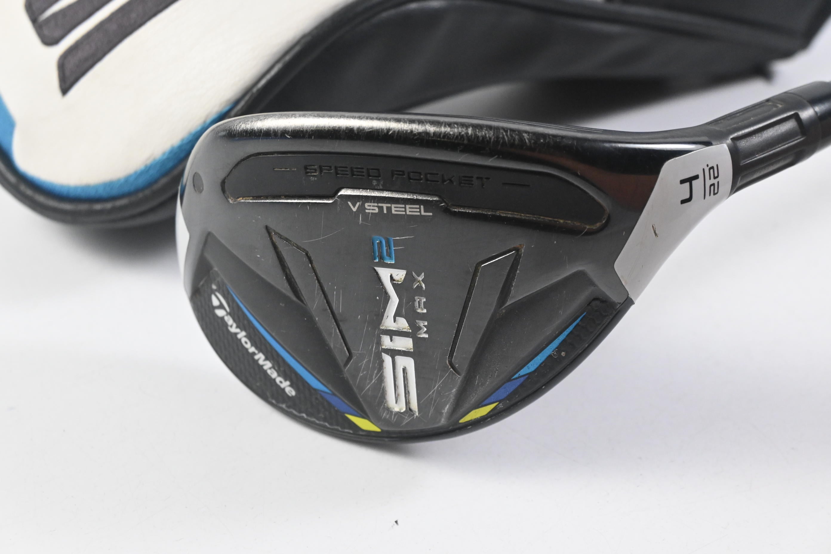Taylormade SIM2 Max #4 Hybrid / 22 Degree / Regular Flex Ventus Blue 6 Shaft