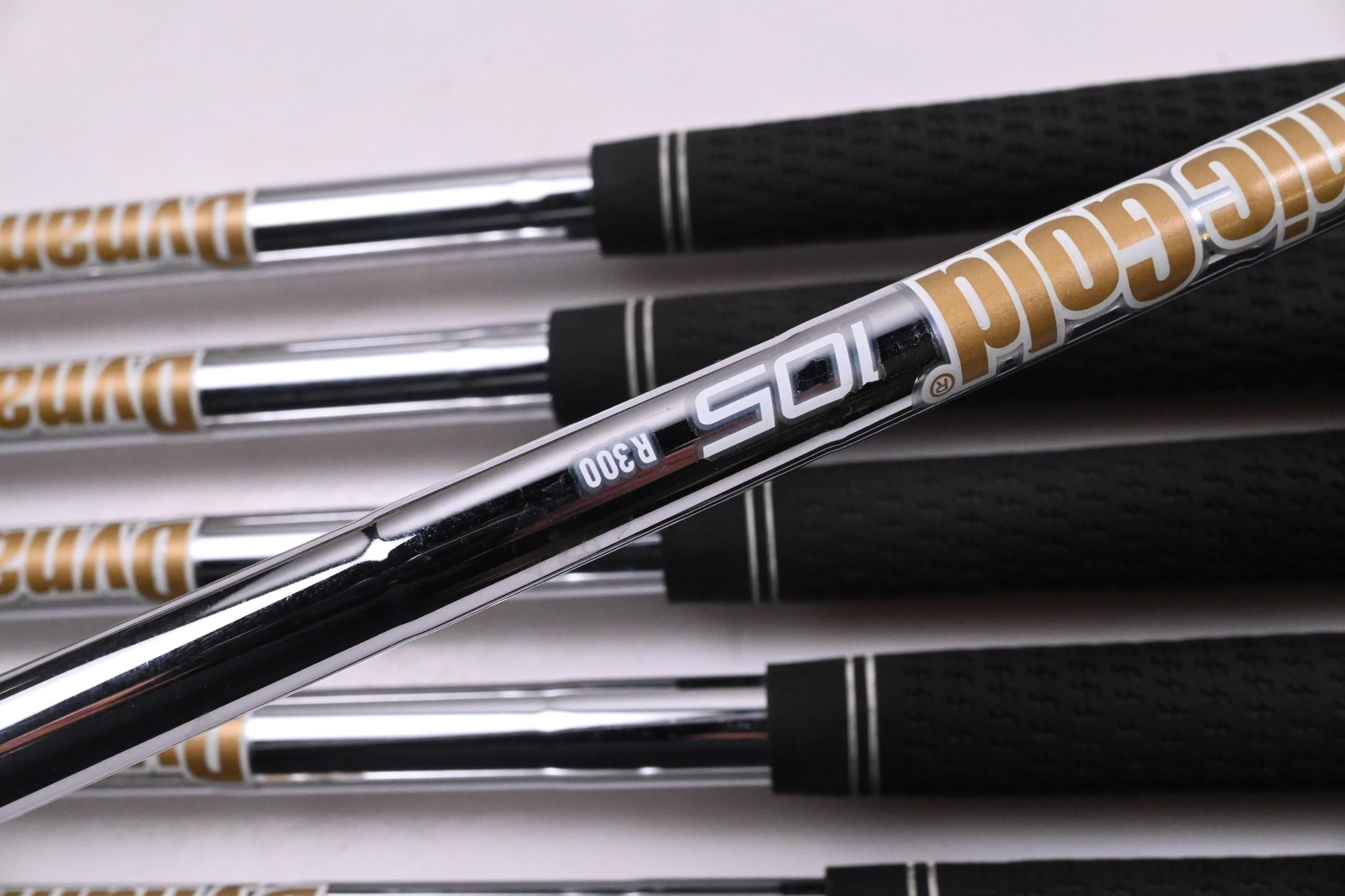 Ping i230 Irons / 6-PW+UW / Orange Dot / Regular Flex Dynamic Gold 105 R300