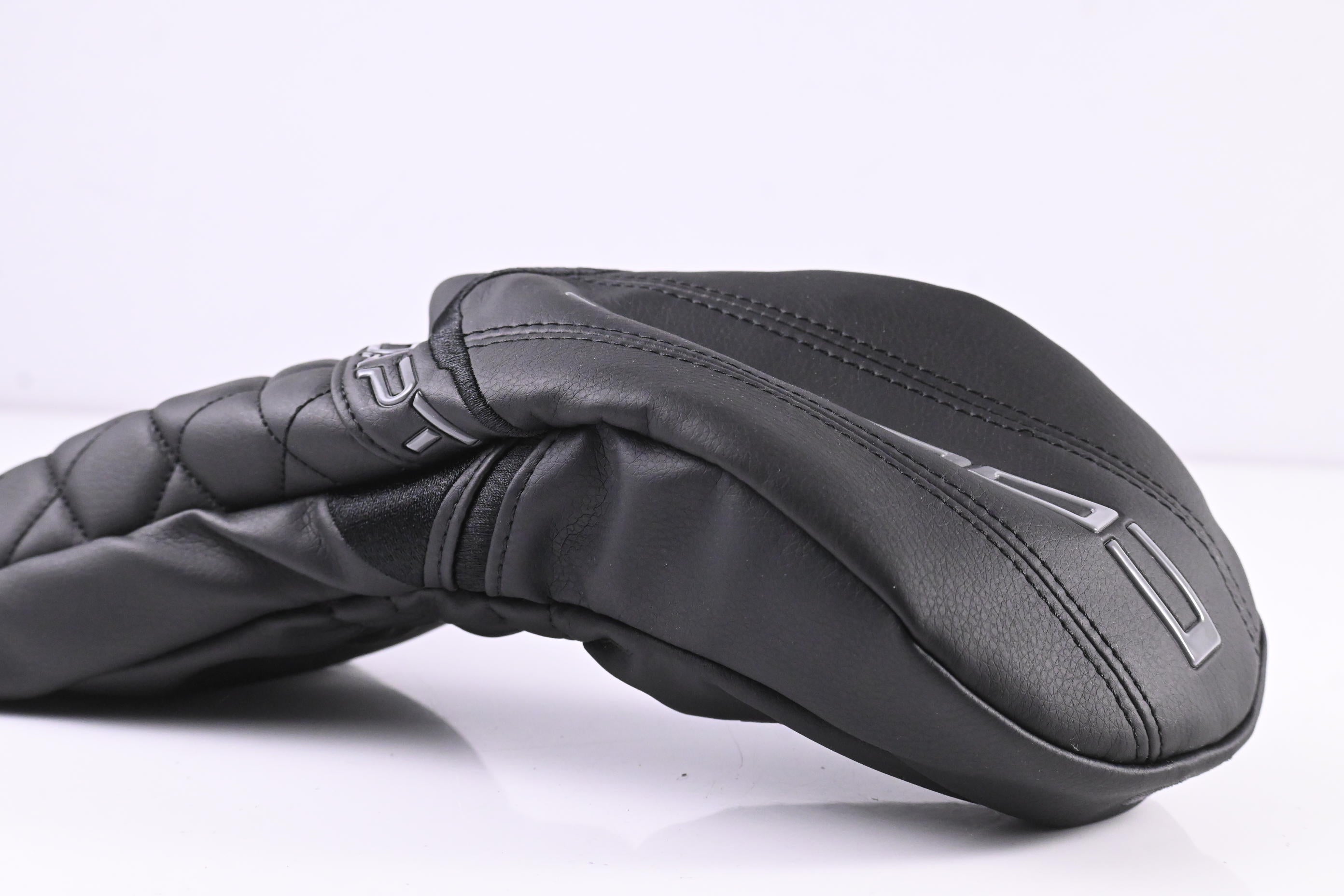 Cobra DS-Adapt LS Driver / 10.5 Degree / Stiff Flex Tensei AV Blue 65 Shaft