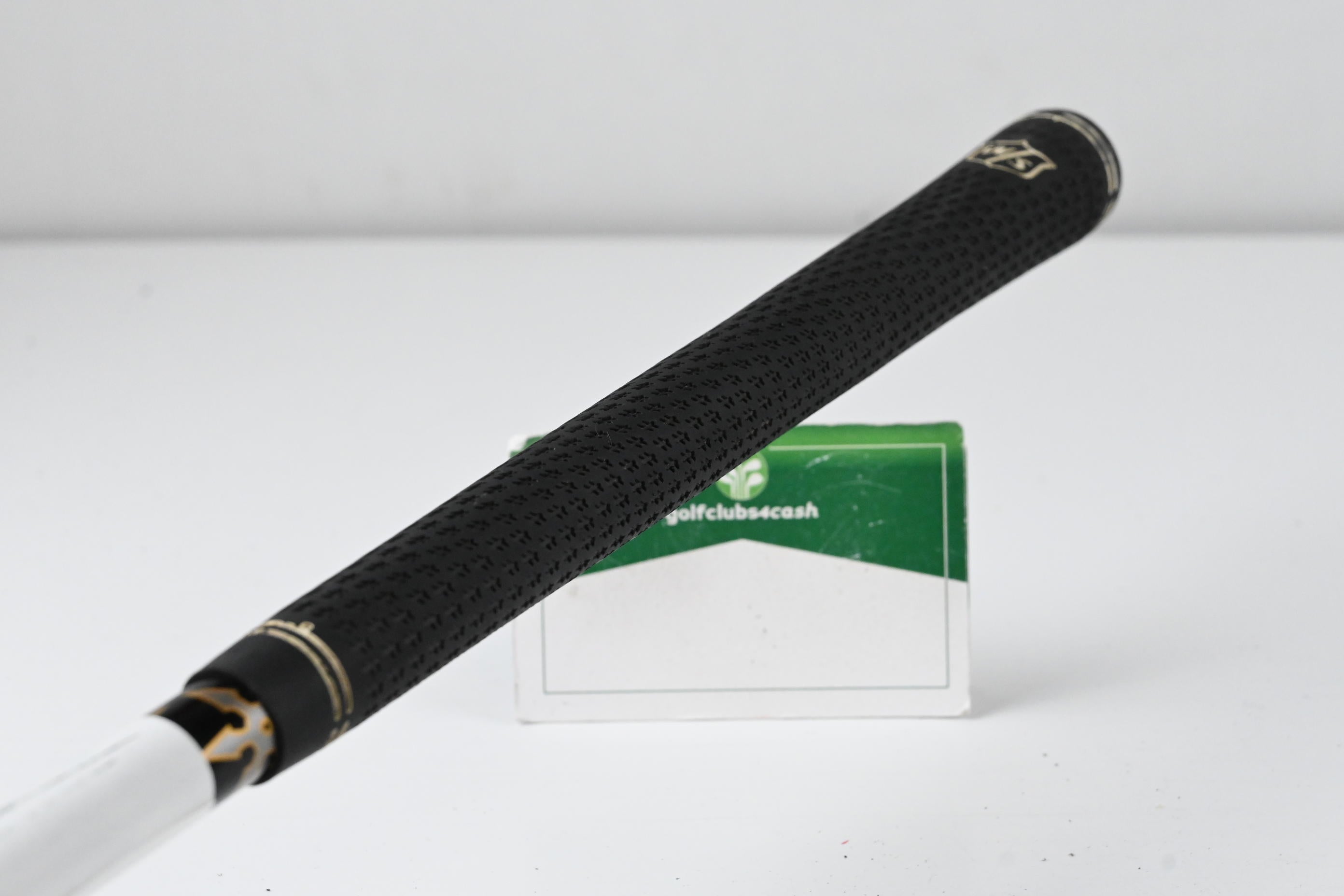 Wilson Staff FG Tour F5 Driver / 9 Degree / Stiff Flex Fubuki Z50 Shaft