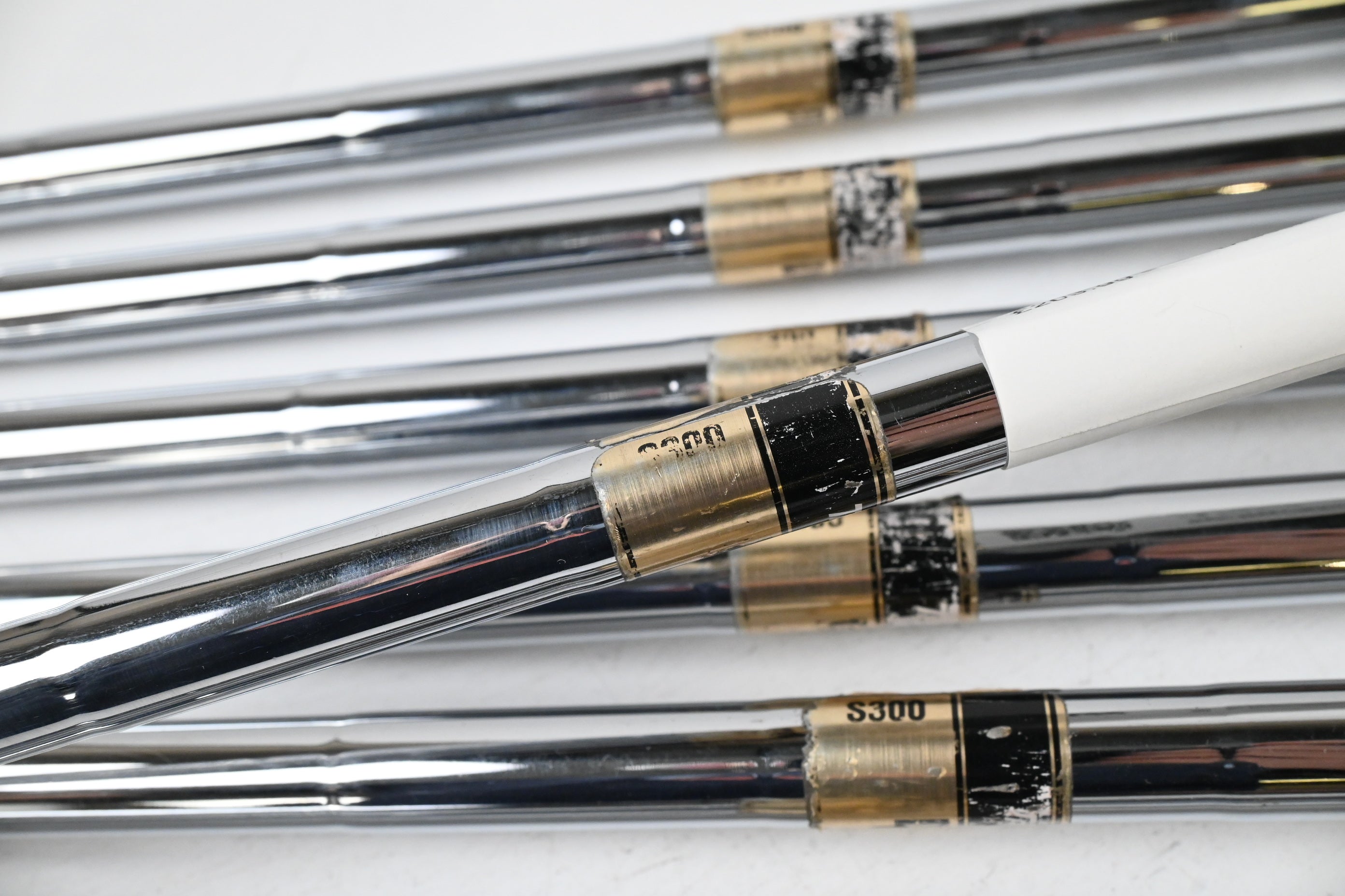 Titleist CB 710 Irons / 3-PW / Stiff Flex Dynamic Gold S300 Shafts