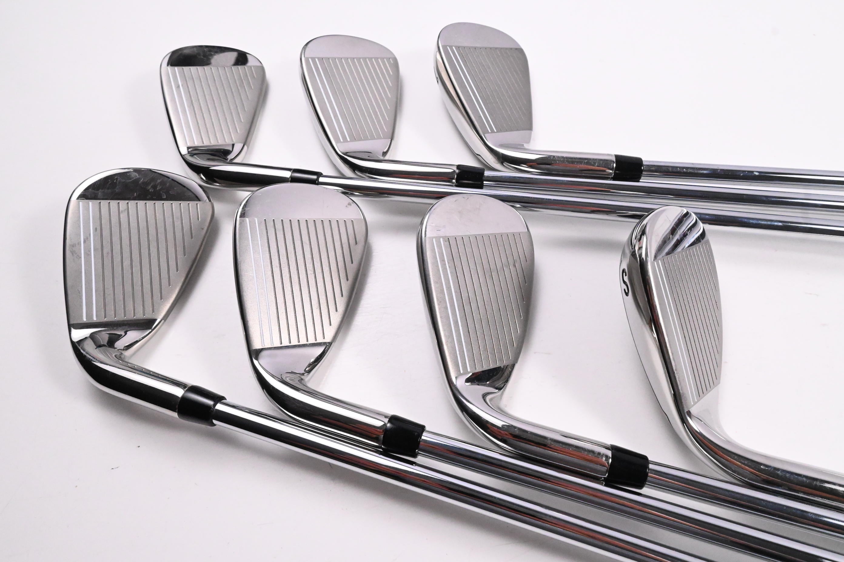 Callaway XR Irons / 5-PW+SW / Regular Flex SpeedStep 85 Shafts