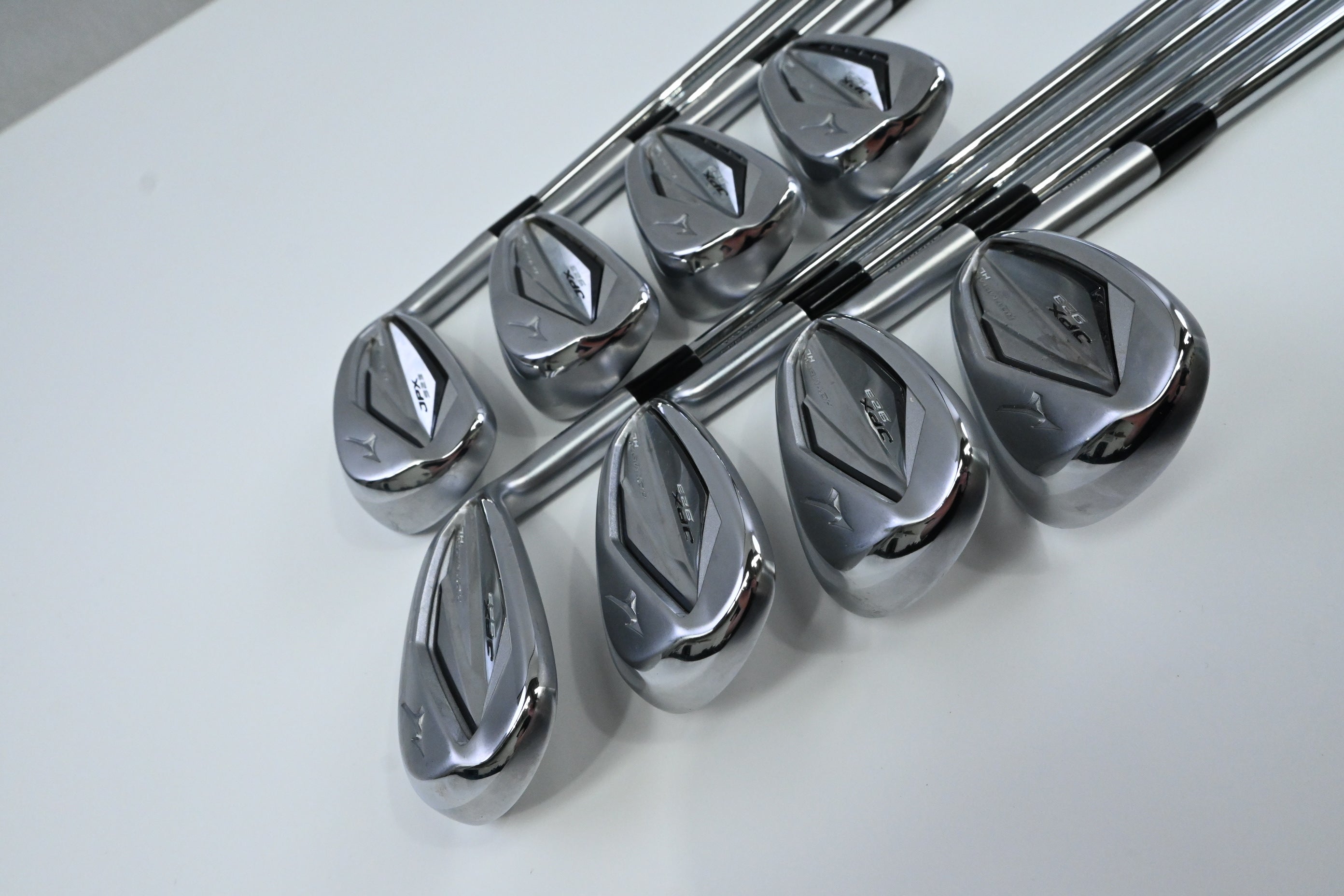 Mizuno JPX 923 Hot Metal HL Irons / 5-PW+SW / Regular Flex NS Pro Modus3