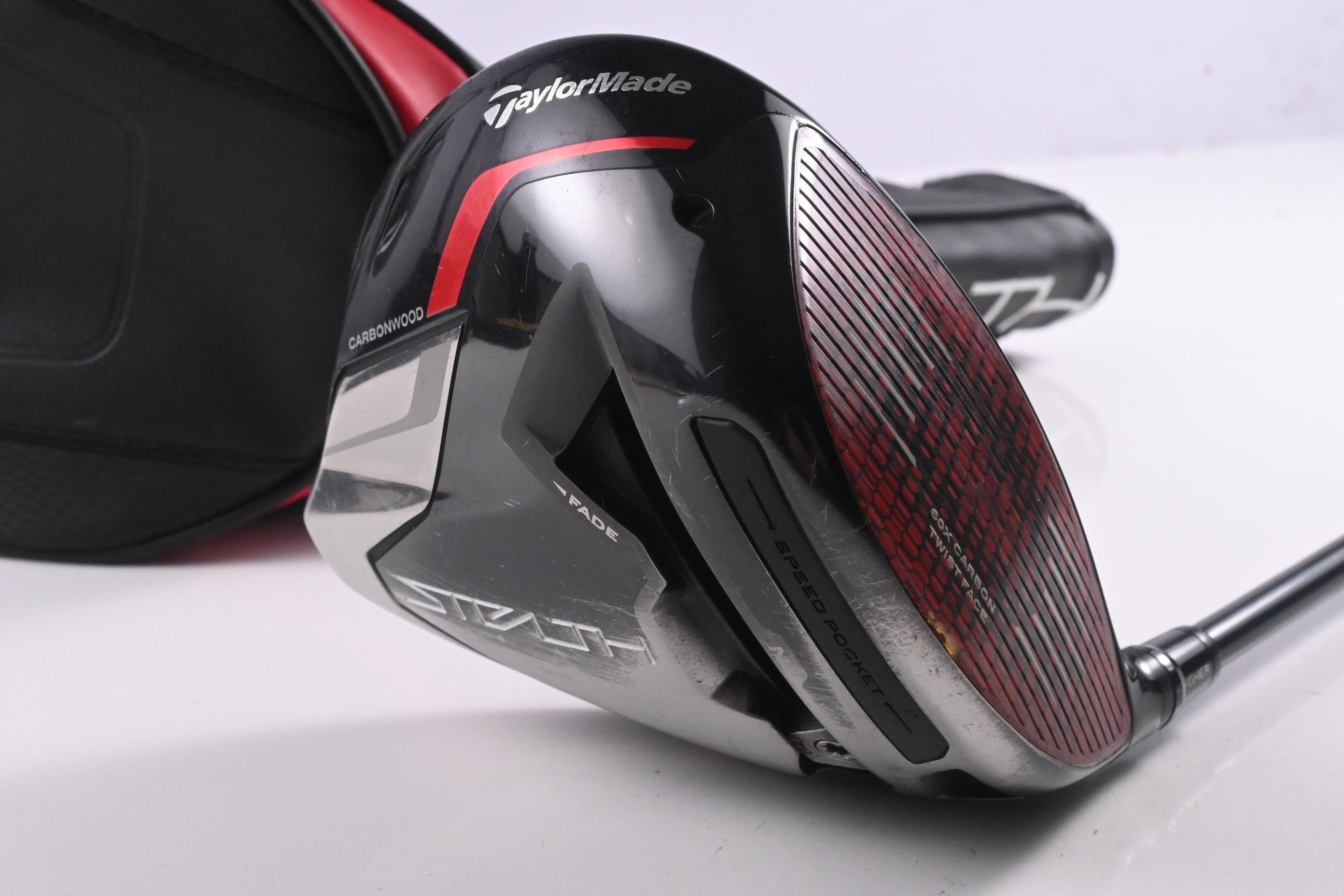 Taylormade Stealth Plus Driver / 10.5 Degree / Stiff Flex Kai'li White 60 Shaft