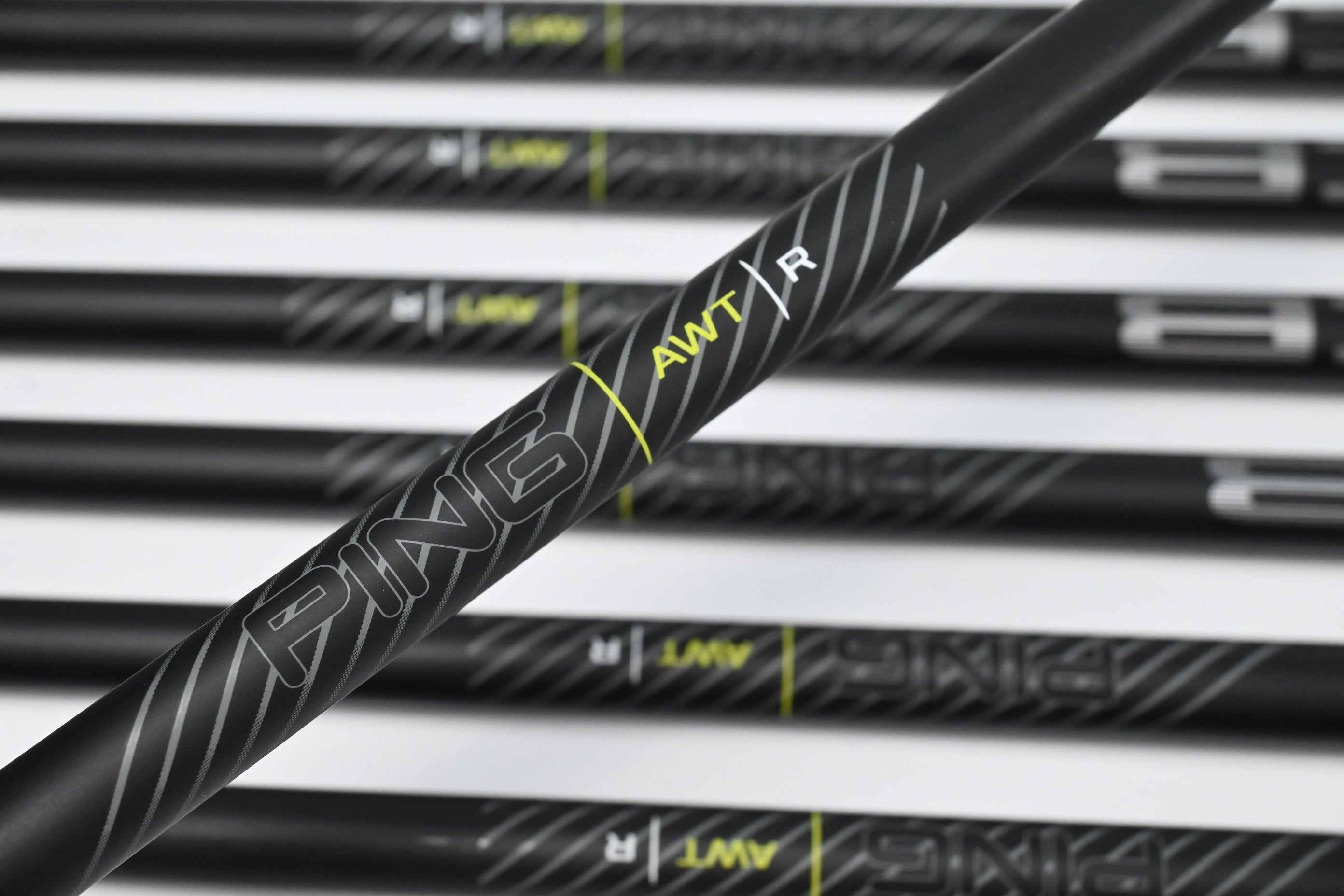 Ping G430 Irons / 6-PW+GW+SW / Black Dot / Regular Flex Ping Alta CB Black AWT