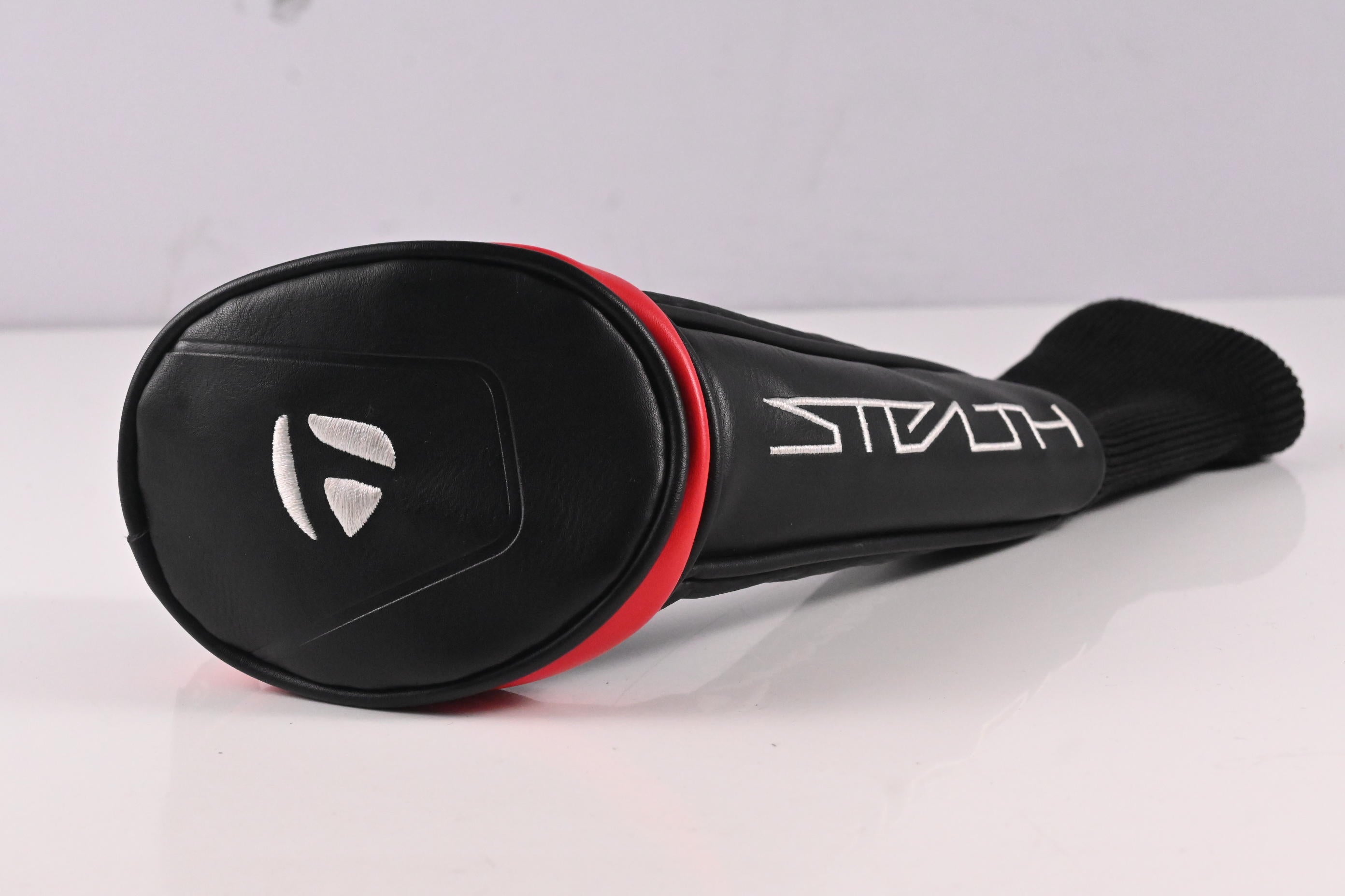 Taylormade Stealth #3 Hybrid / 19 Degree / Stiff Flex Ventus Red 7 Shaft