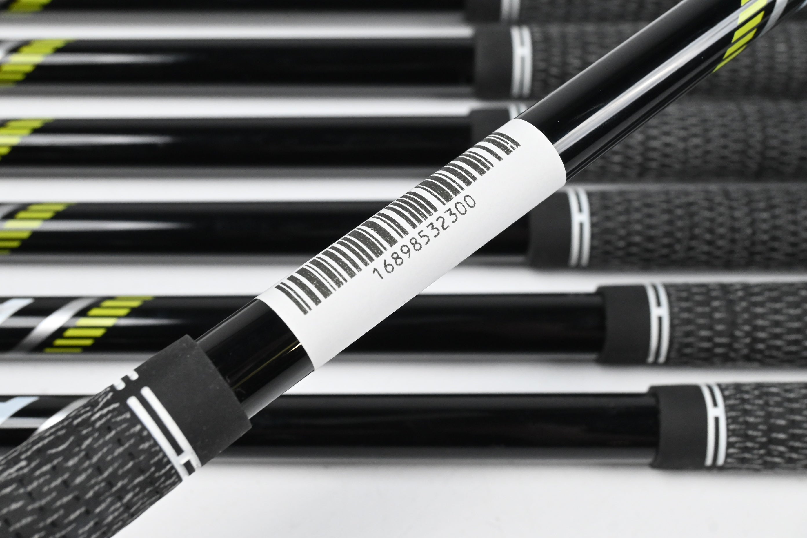 Ping G430 Irons / 6-PW+GW+SW / Black Dot / Regular Flex Ping Alta CB Black AWT