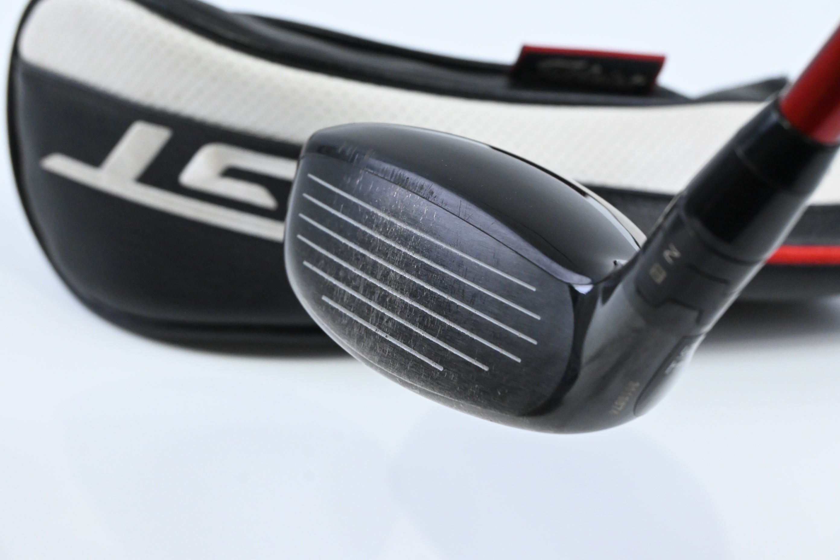 Titleist GT2 #4 Hybrid / 21 Degree / Regular Flex Denali Red 60 Shaft