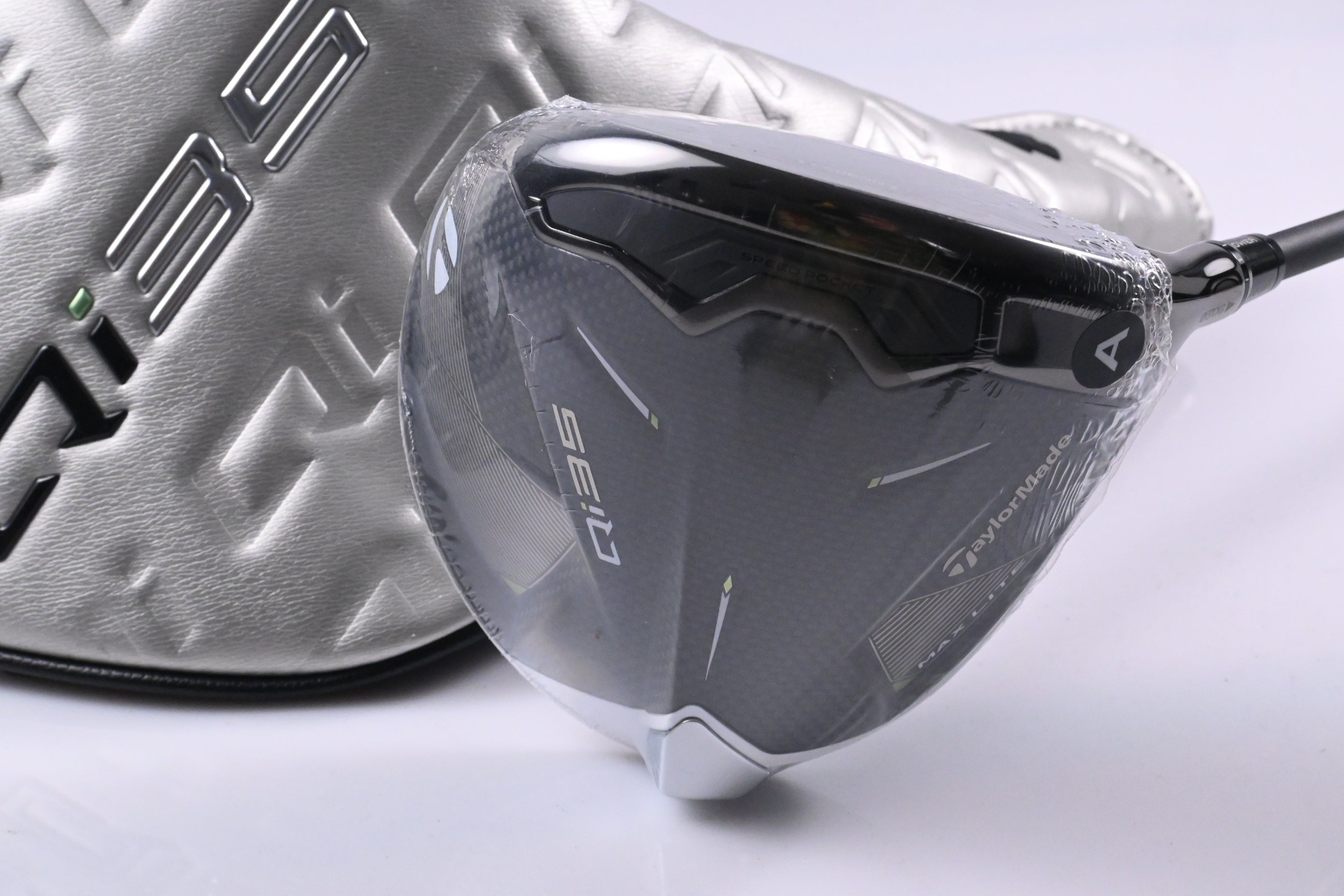 Taylormade Qi35 Max Lite Driver / 12 Degree / Senior Flex Vanquish 4 Shaft
