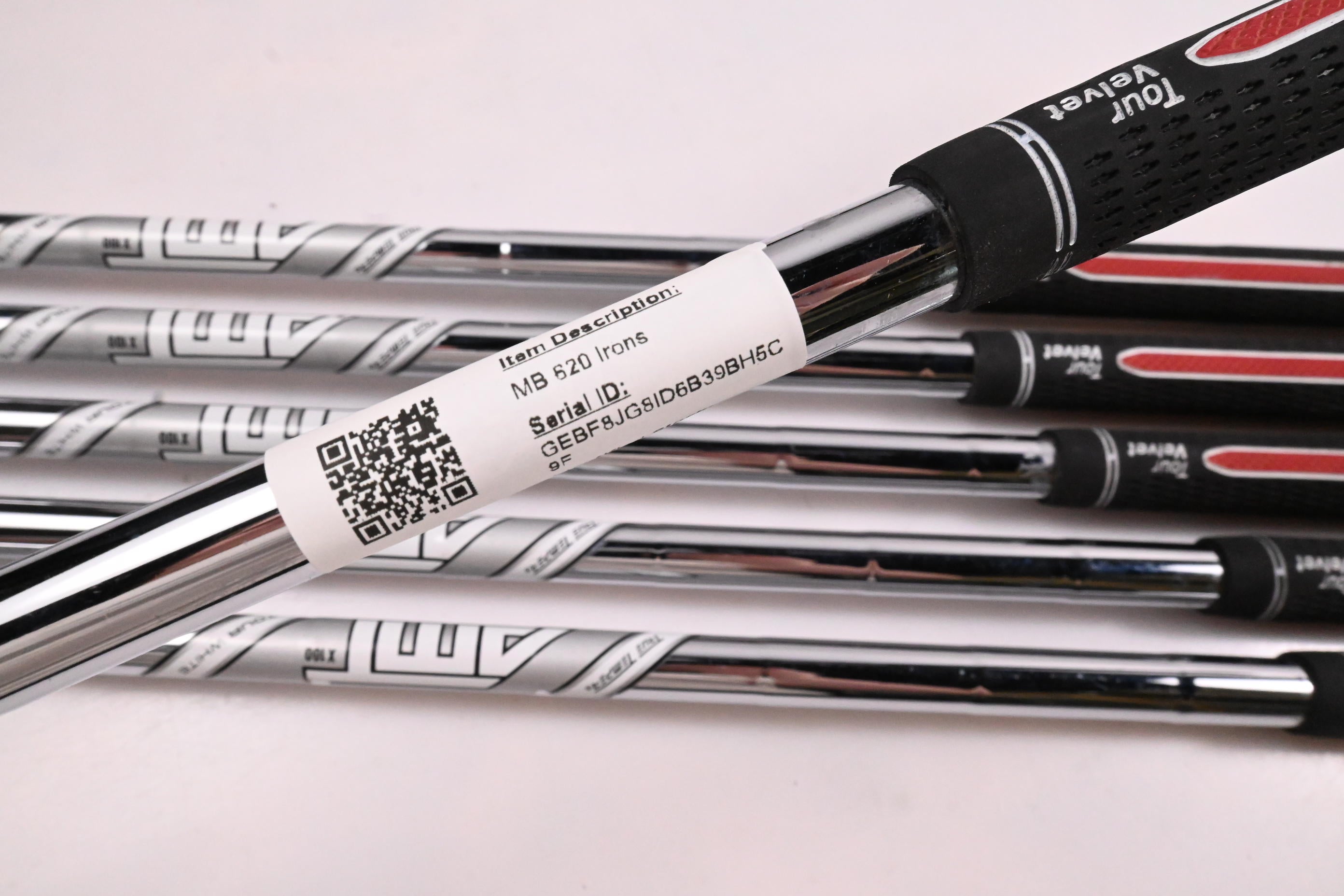 Titleist MB 620 Irons / 4-9i / X-Flex AMT Tour White X100 Shafts