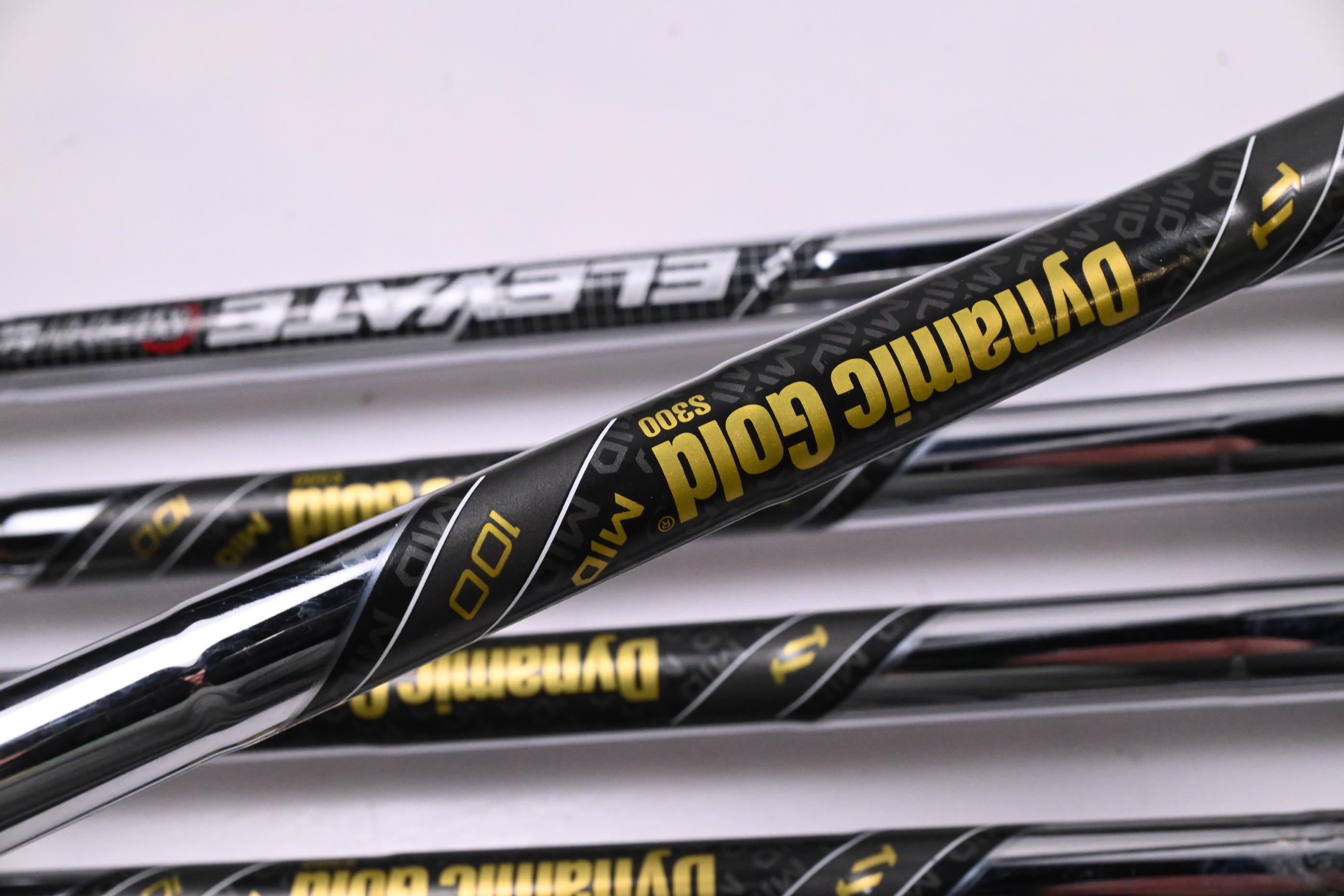 Ping i530 Irons / 6-PW+GW / Blue Dot / Stiff Flex Dynamic Gold Mid 100 S300