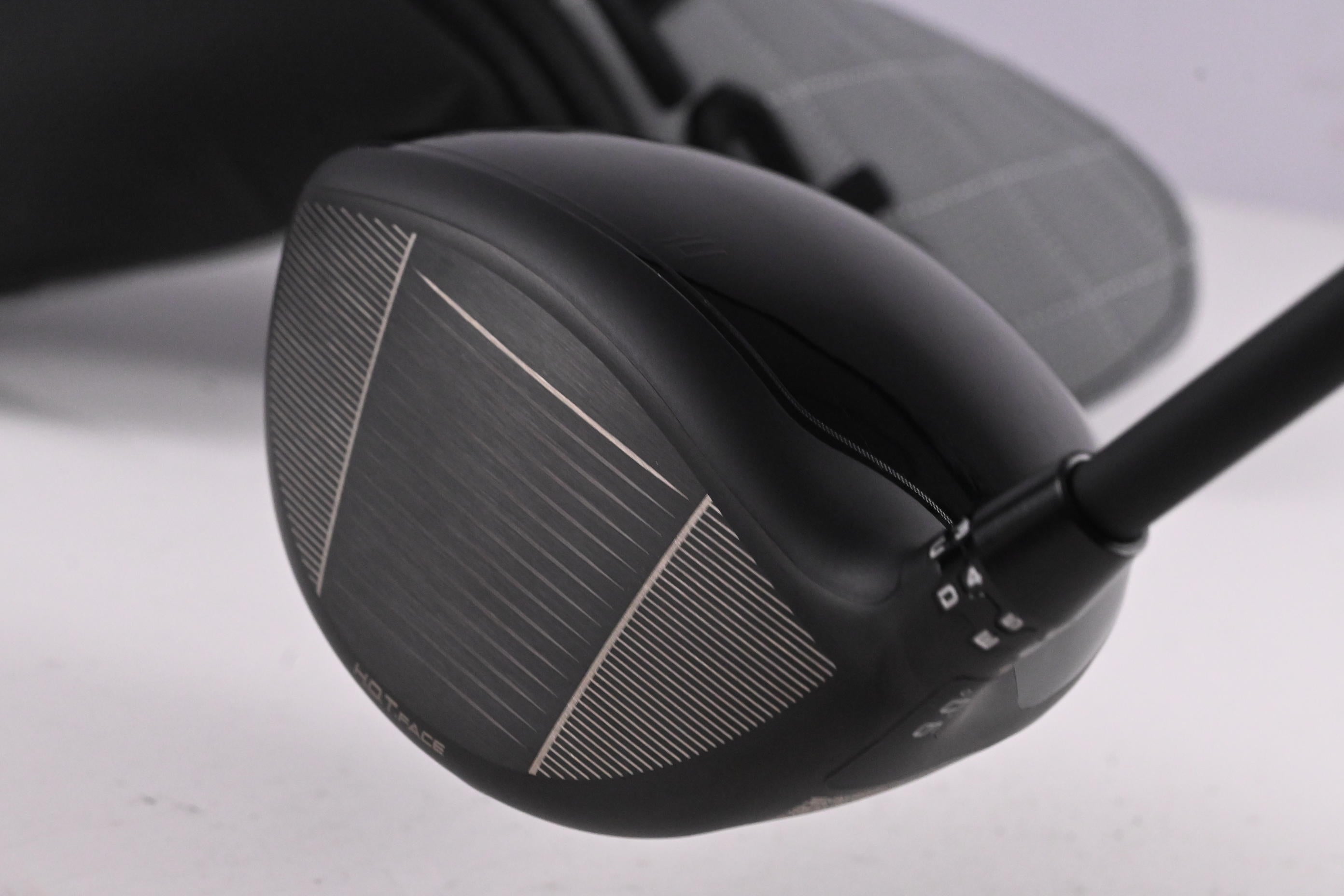 Cobra OPTM LS Driver / 9 Degree / Stiff Flex Kai`li Dark Waves Red 50 Shaft