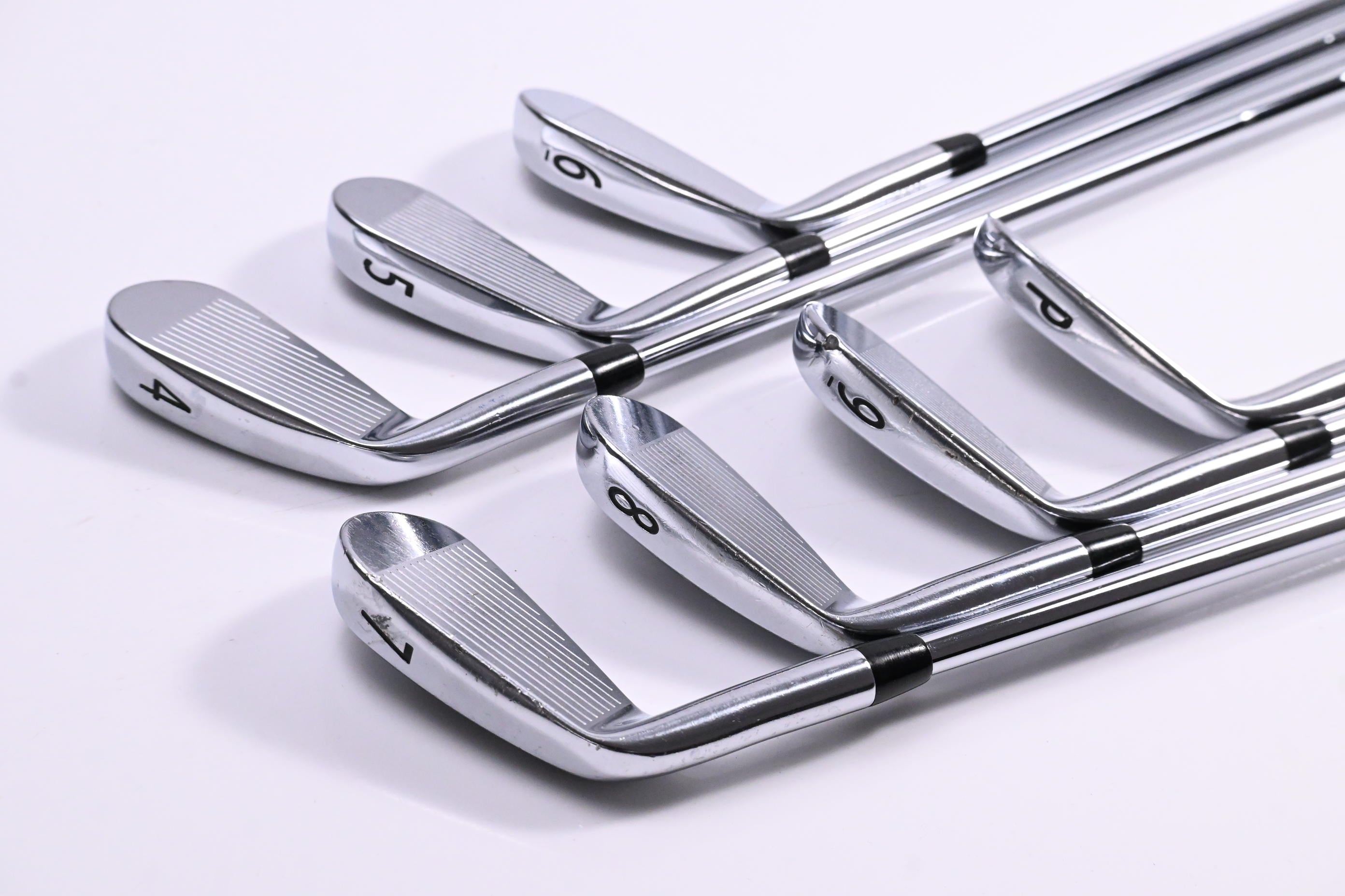 Titleist 718 AP2 Irons / 4-PW / Stiff Flex AMT Tour White S300 Shafts