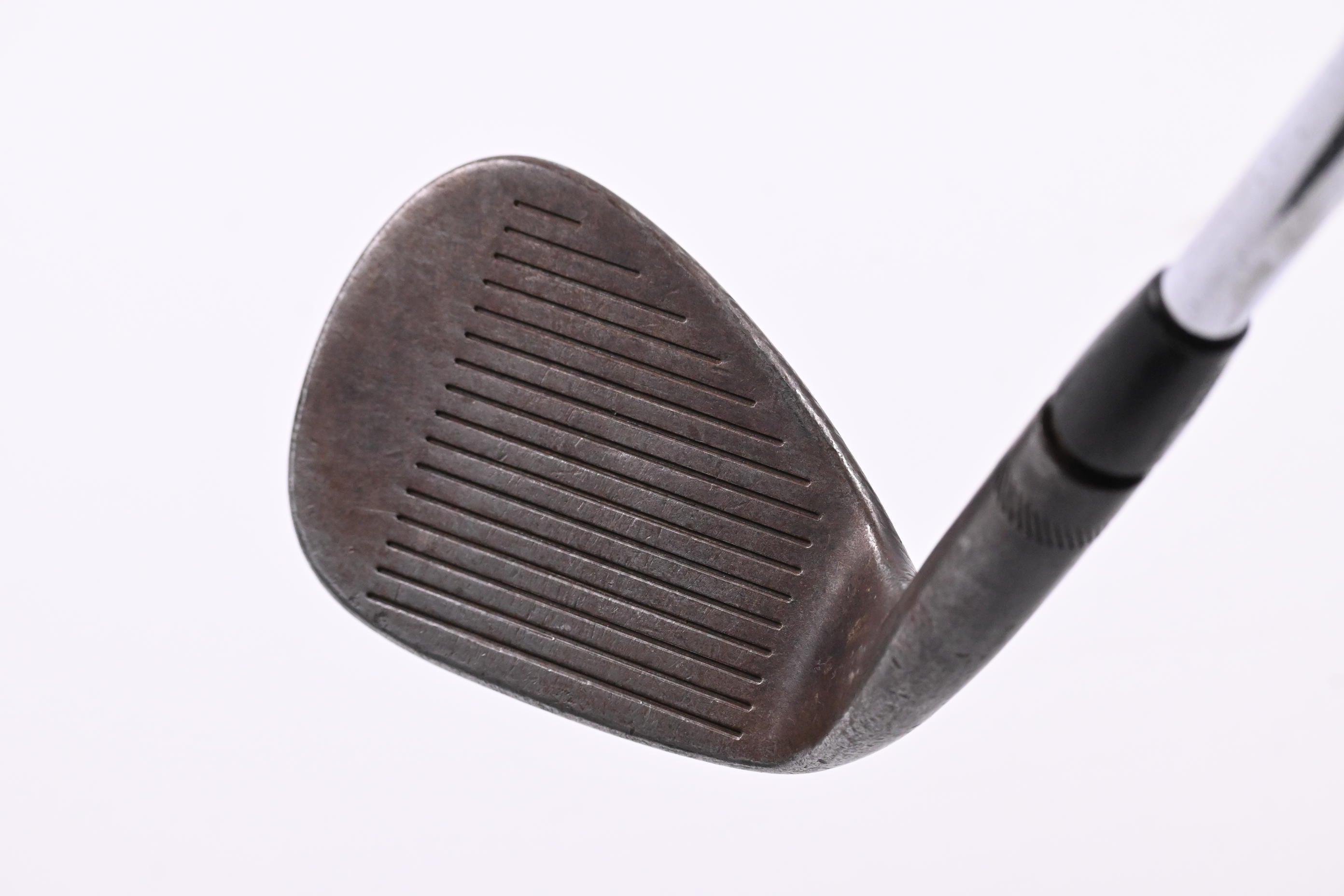 Titleist Vokey Oil Can Gap Wedge / 52 Degree / Wedge Flex Dynamic Gold Sensicore