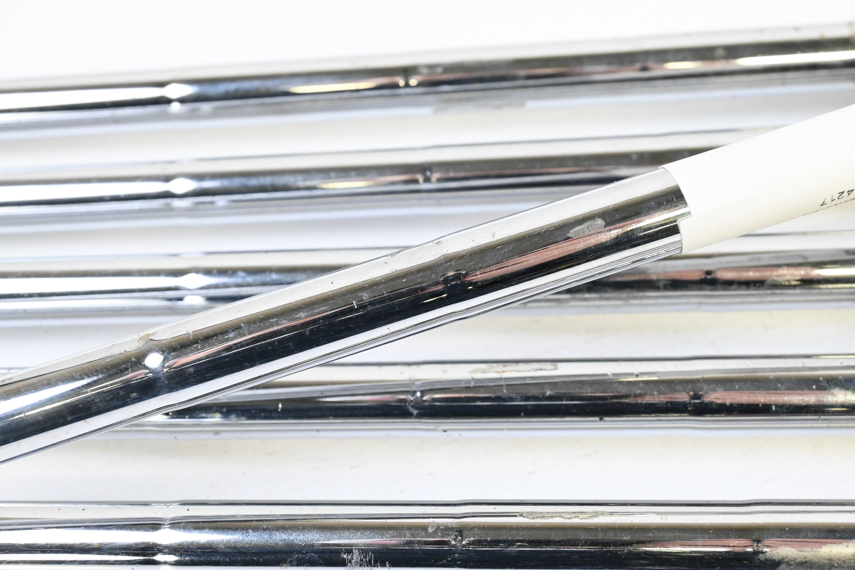Titleist 695 Forged Irons / 5-PW / Stiff Flex Steel Shafts