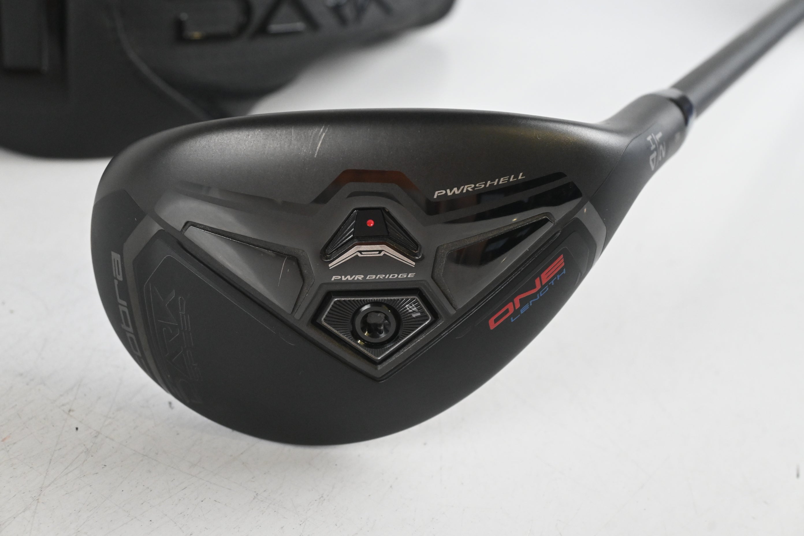 Cobra Darkspeed One Length #4 Hybrid / 21 Degree / Regular Flex Cobra Ultralite