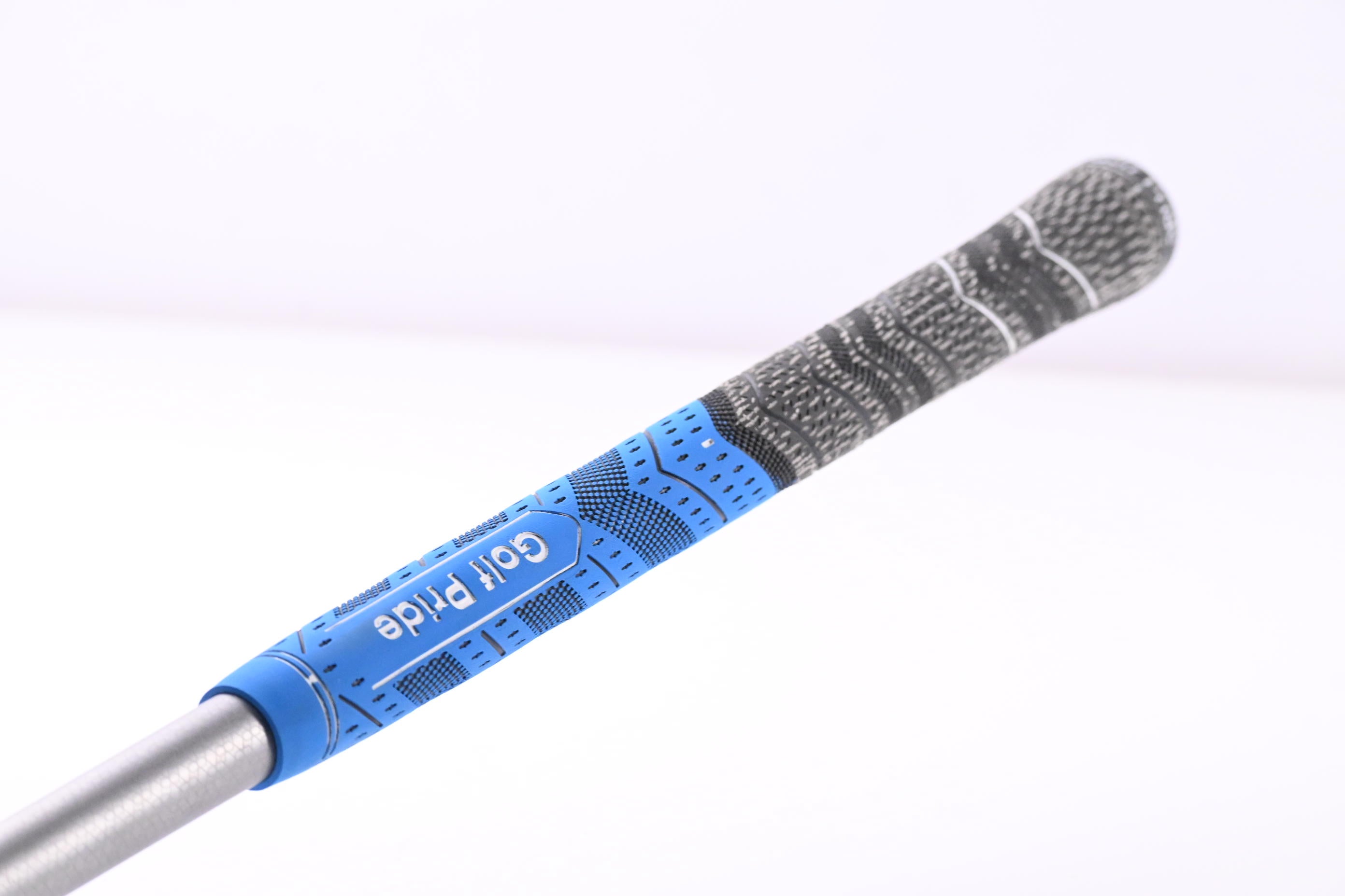 Titleist 915 F #3 Wood / 15 Degree / X-Flex Diamana S+70 Shaft