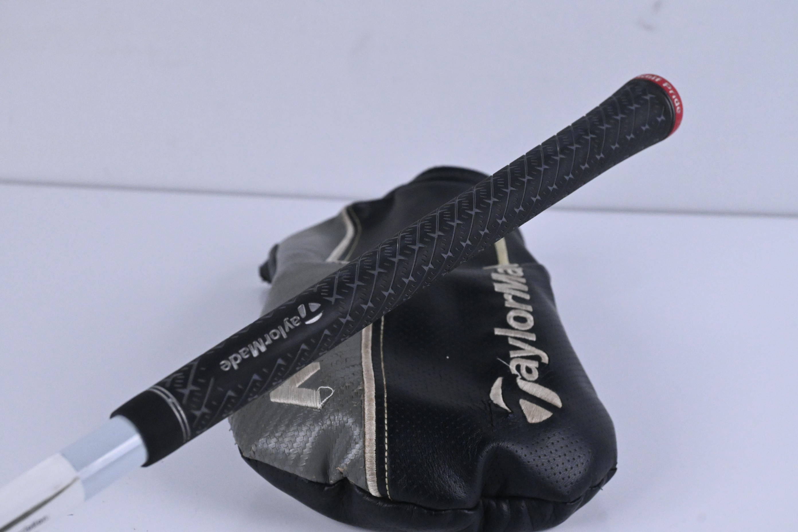 Left Hand Taylormade M2 2017 Driver / 10.5 Degree / Regular Flex Diamana S+ 60