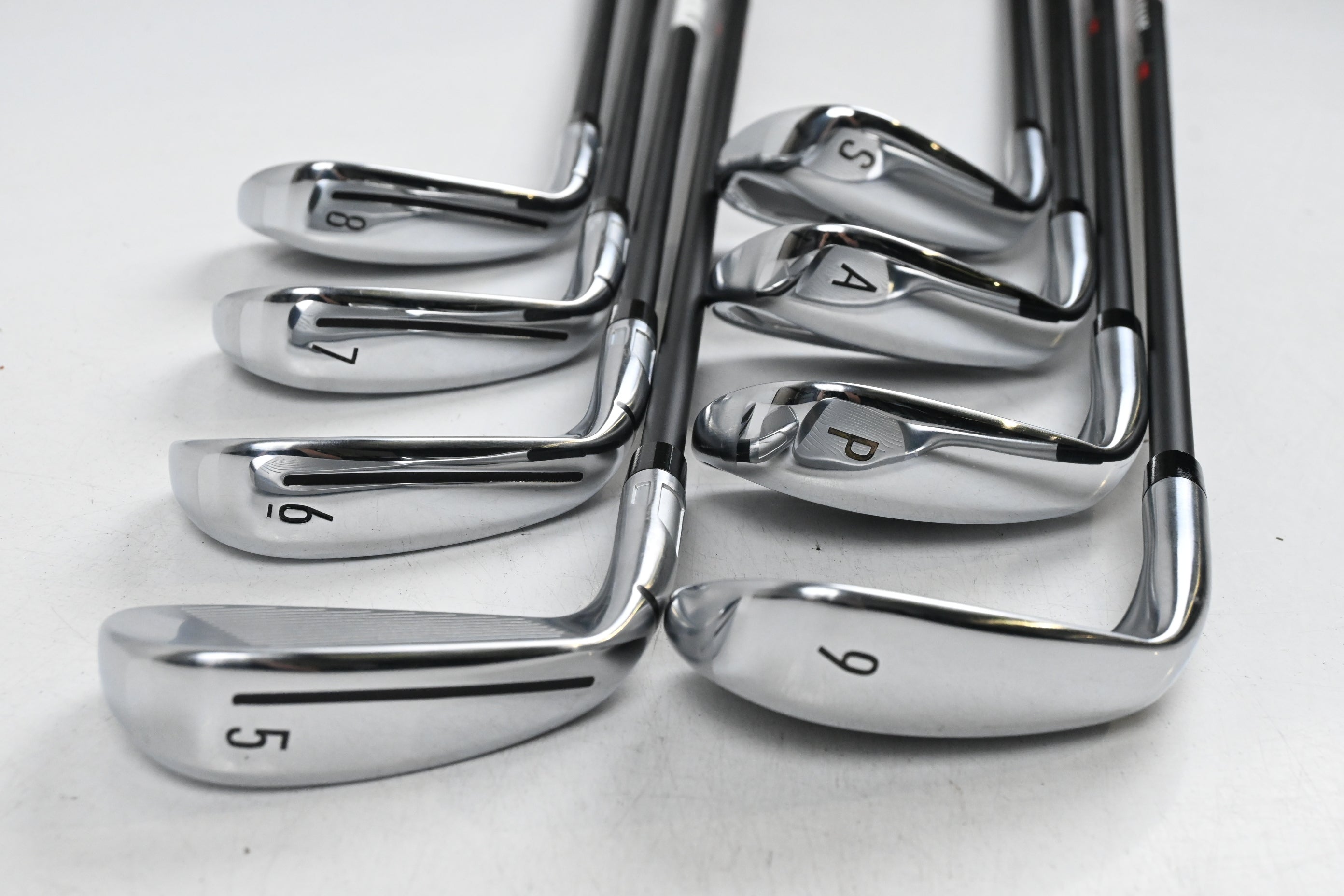 Taylormade Qi Max HL Irons / 5-PW+GW+SW / Senior Flex KBS MAX 55 Shafts