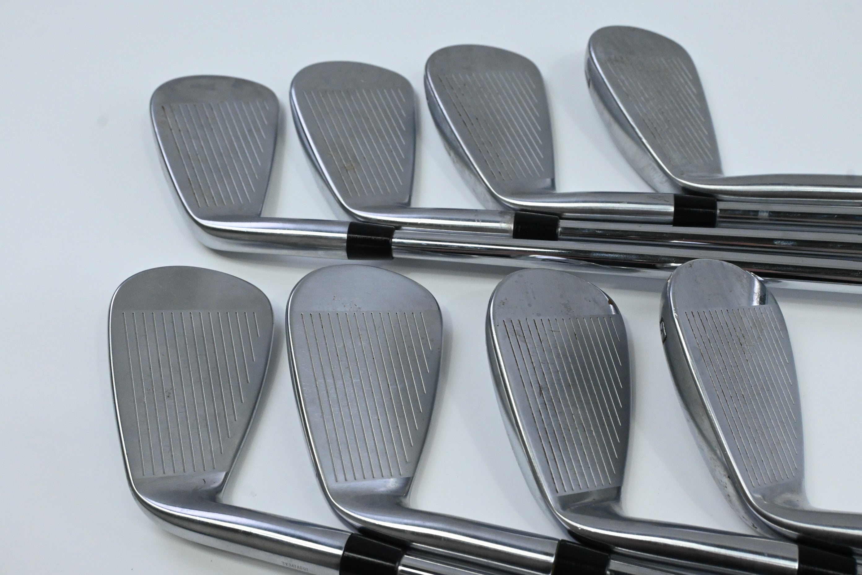 Cobra King Tour 2023 Irons / 4-PW+GW / Stiff Flex Dynamic Gold SL S300 Shafts