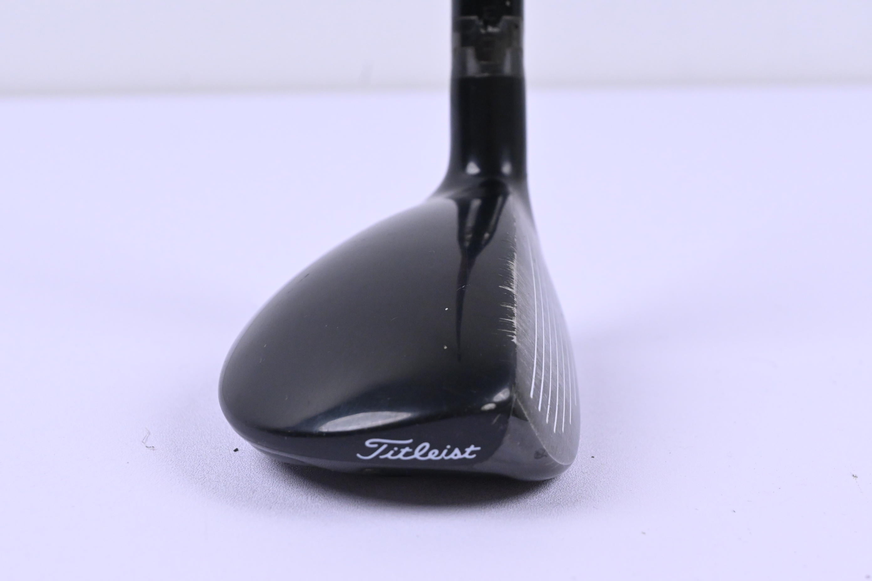 Titleist 910H #4 Hybrid / 24 Degree / Regular Flex Diamana 'ilima 70 Shaft