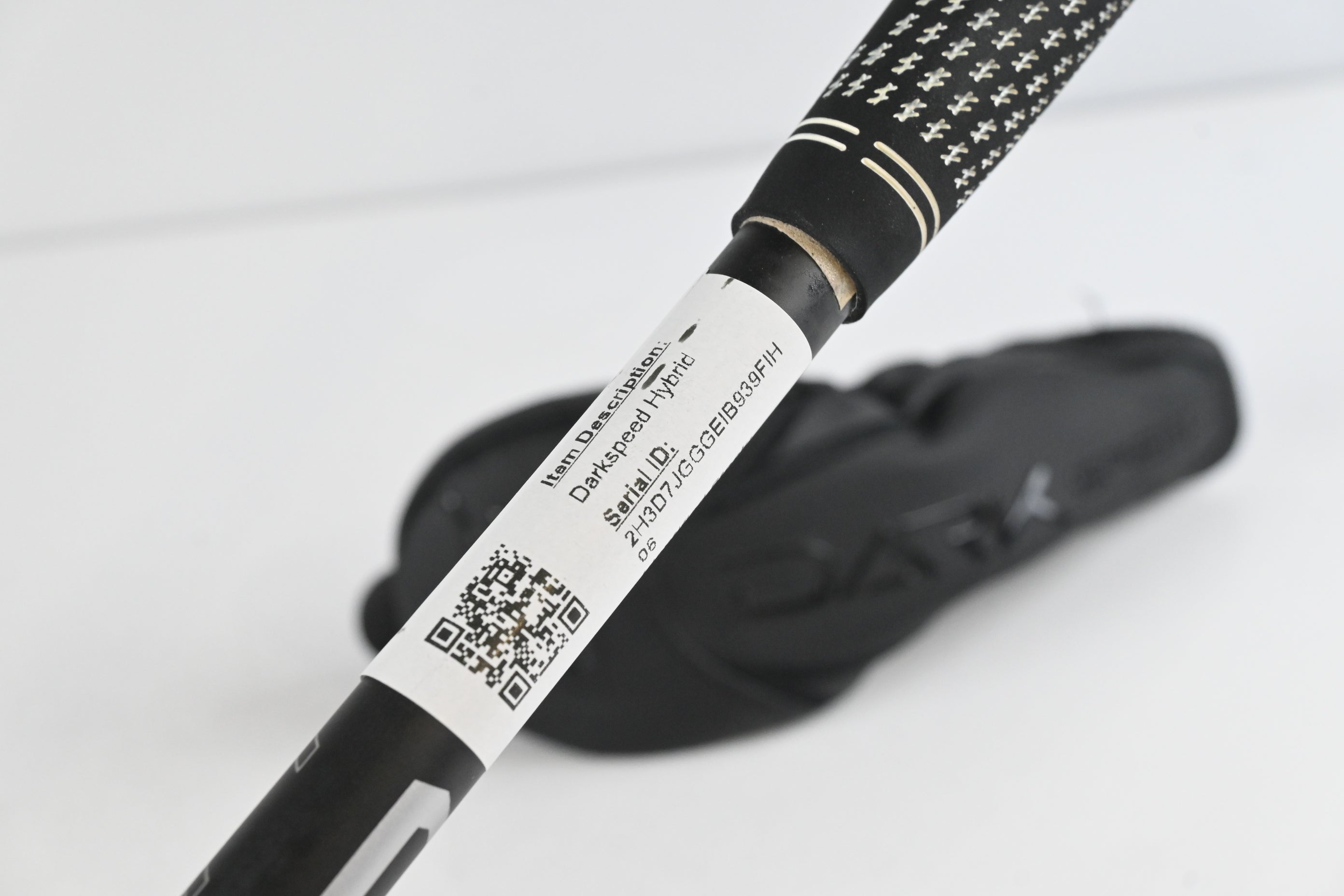 Cobra Darkspeed One Length #4 Hybrid / 21 Degree / Regular Flex Cobra Ultralite