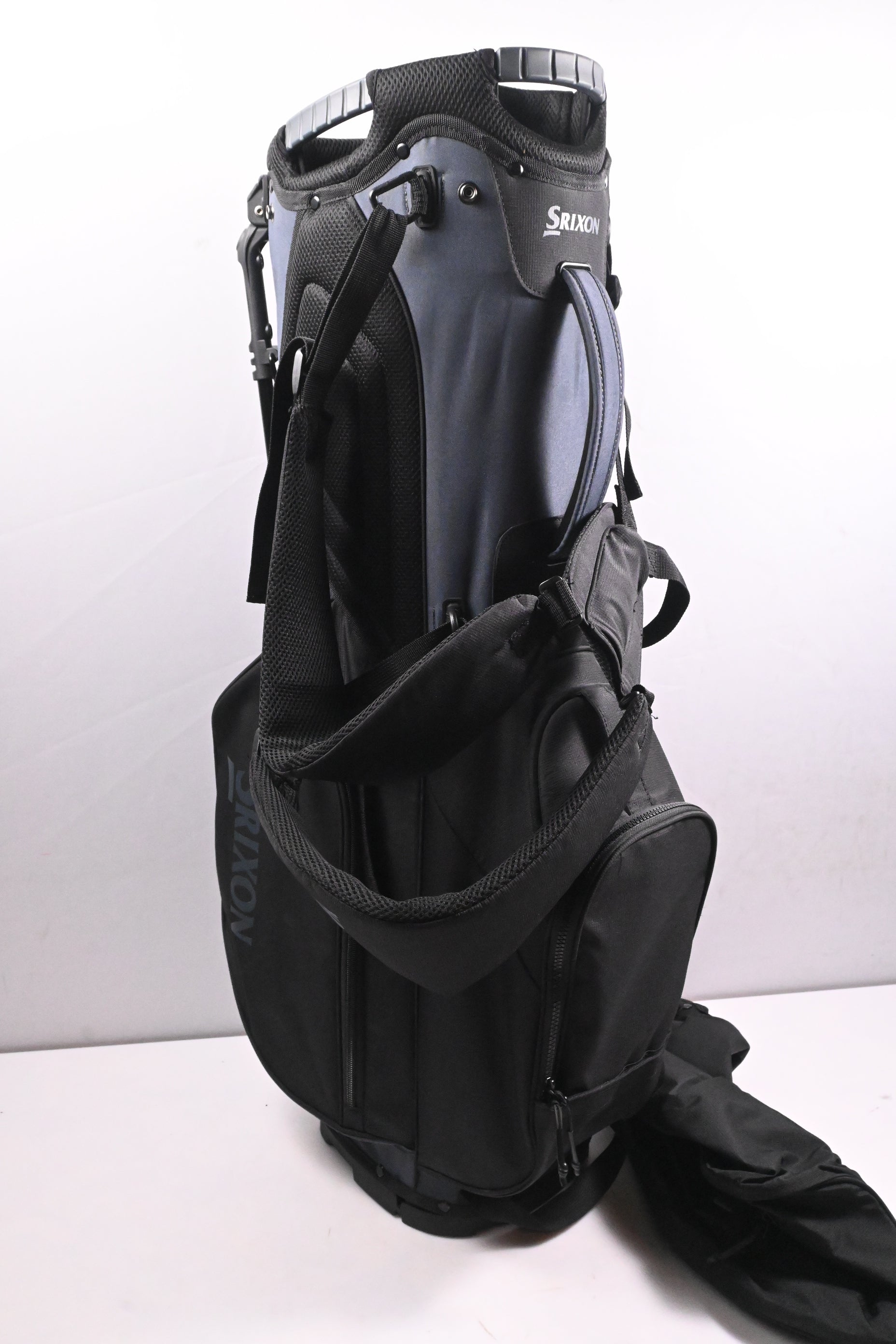 Srixon Stand Bag / 6-Way Divider / Black
