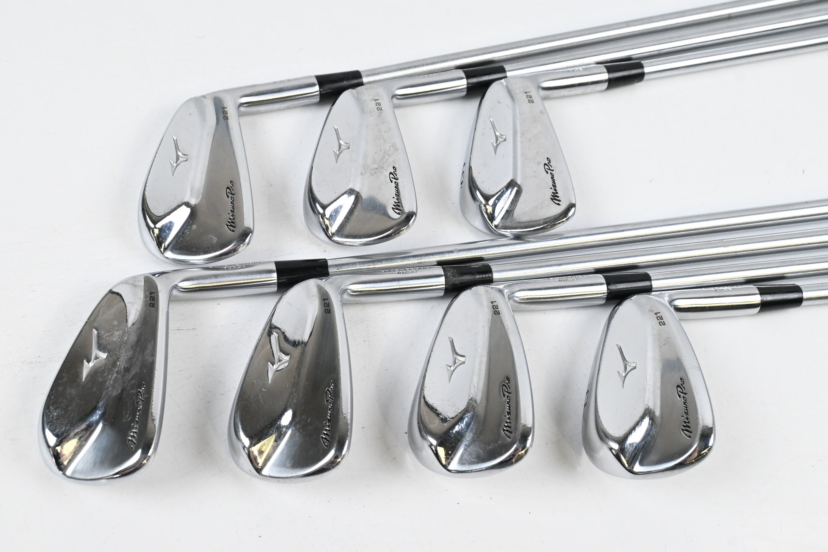 Mizuno Pro 221 Irons / 4-PW / Stiff Flex Project X LS 120 Shafts